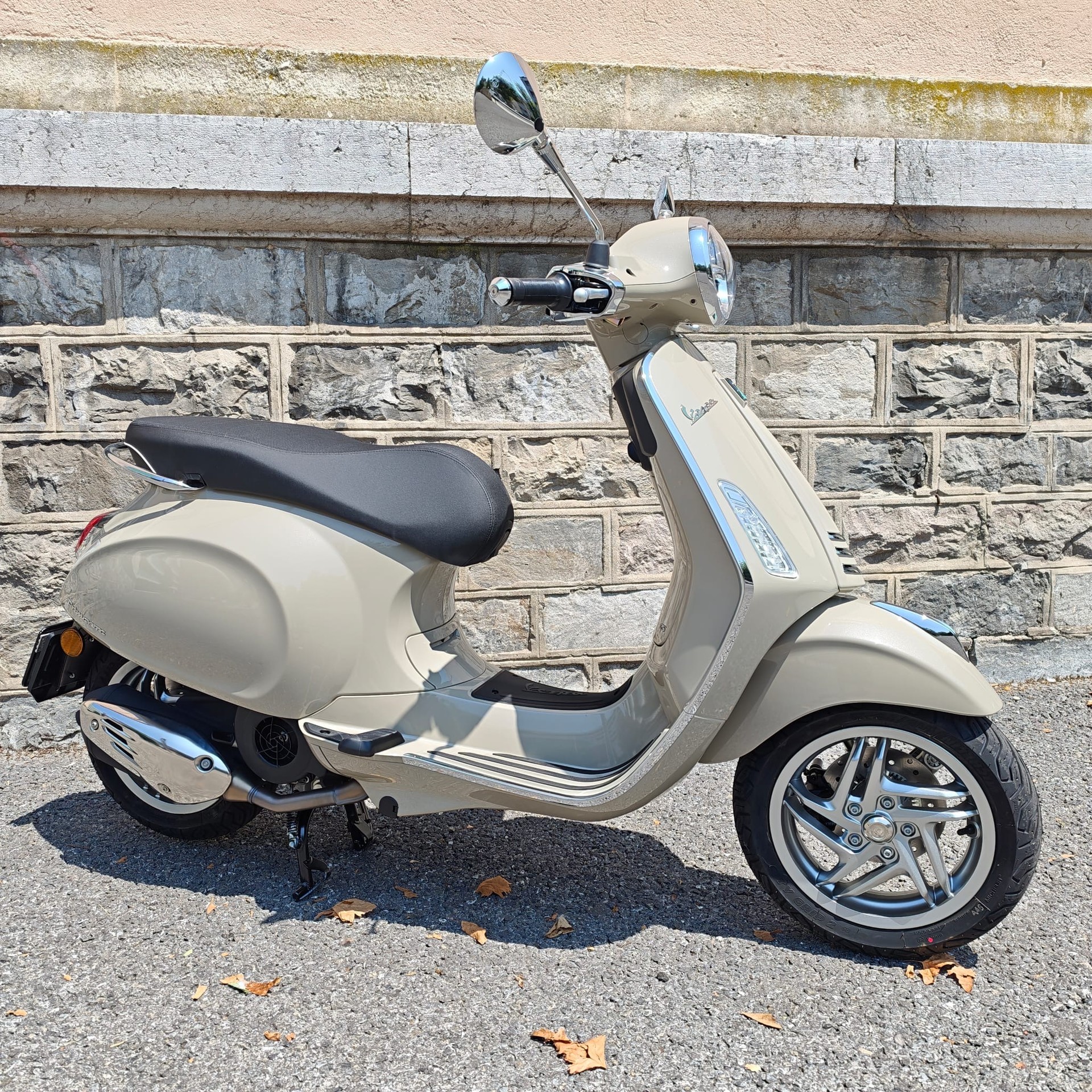 PIAGGIO Vespa 125 Primavera Euro 5+-image-0