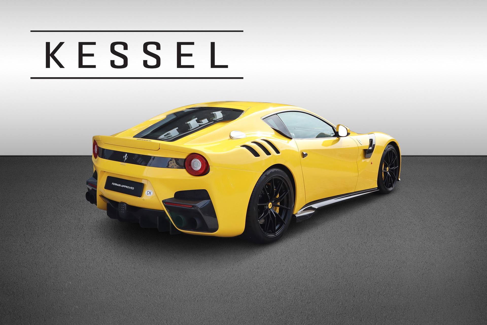 FERRARI F12 Berlinetta-image-6