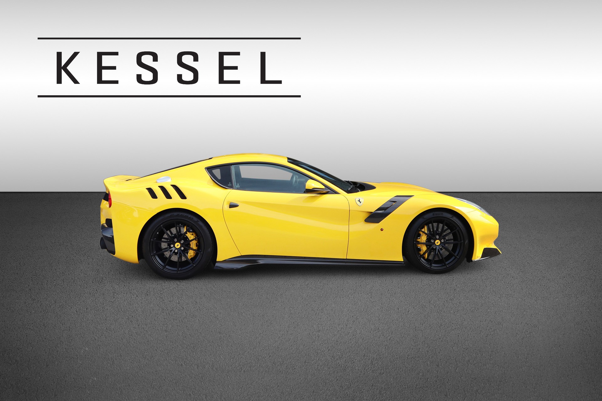 FERRARI F12 Berlinetta-image-7