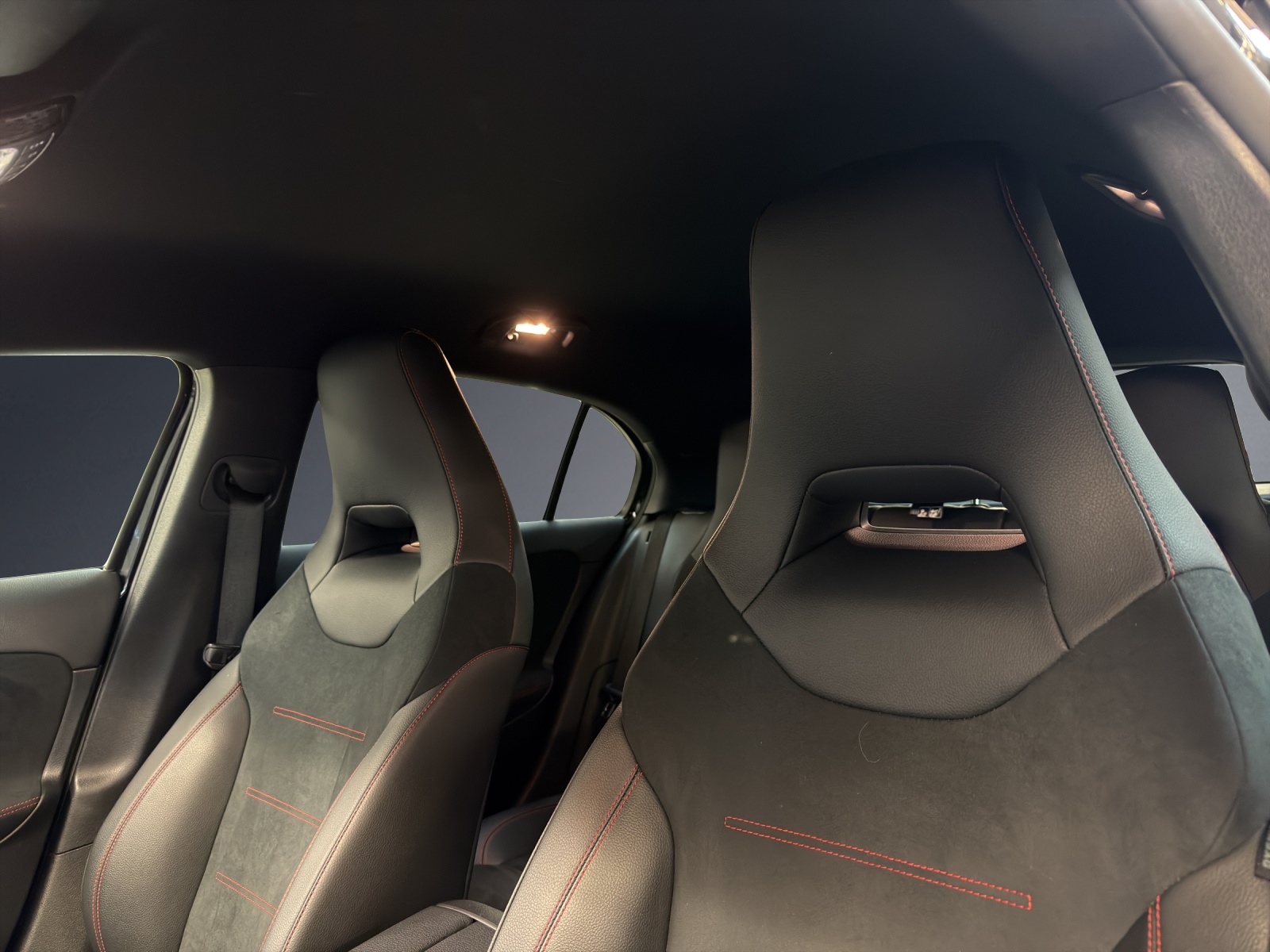 MERCEDES-BENZ A 200 AMG Line-image-7