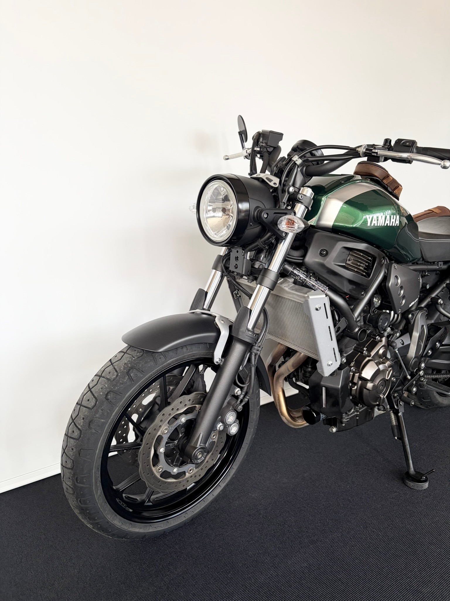 YAMAHA XSR 700-image-1