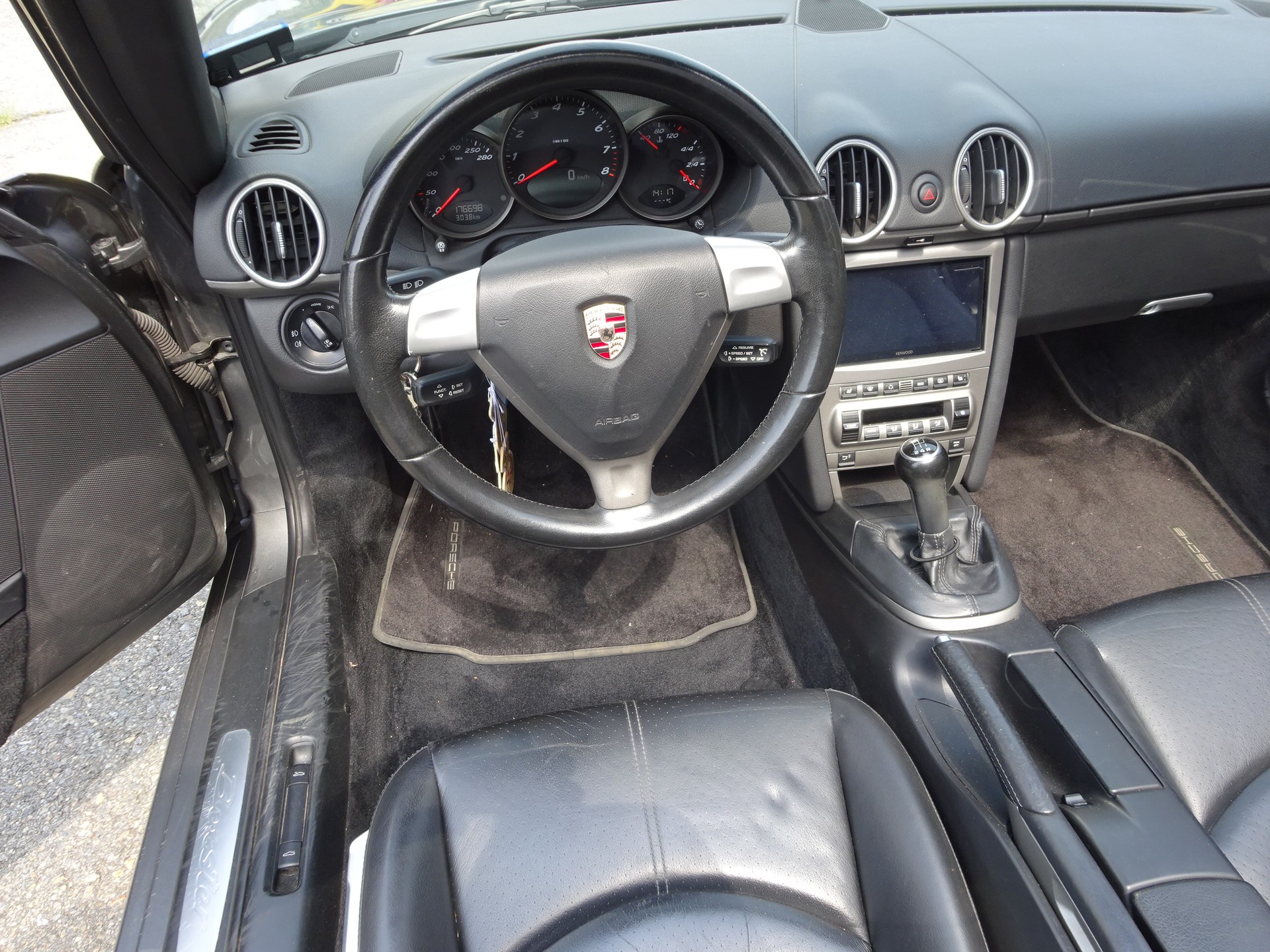 PORSCHE Boxster 2.7-image-5