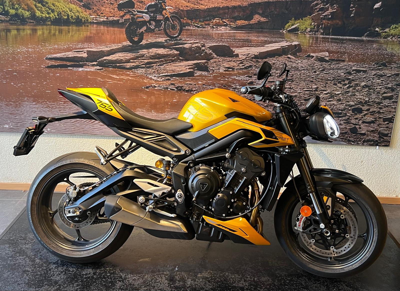TRIUMPH Street Triple 765 RS-image-0