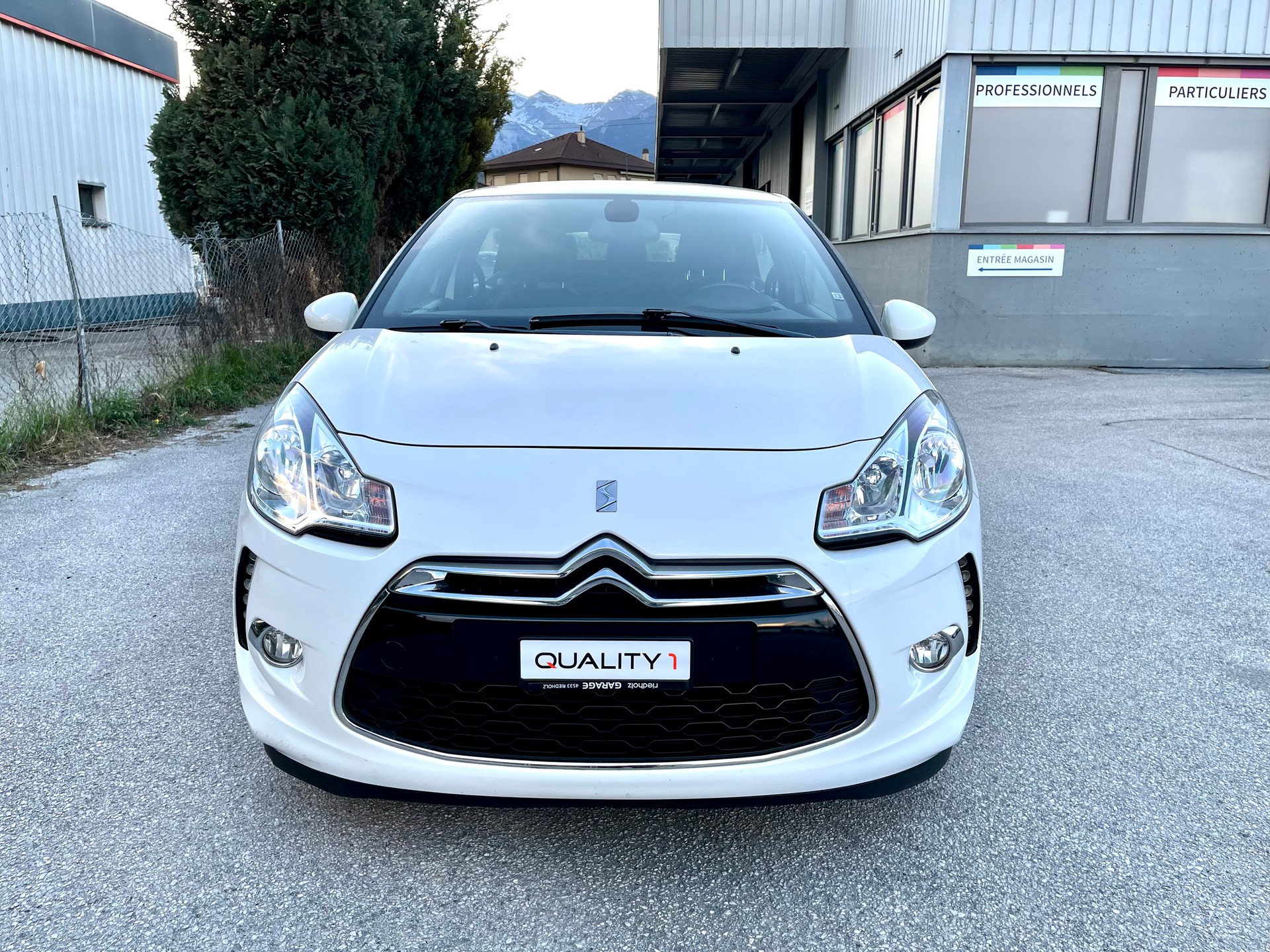 DS AUTOMOBILES DS3 1.2 VTi Chic ETG5-image-17
