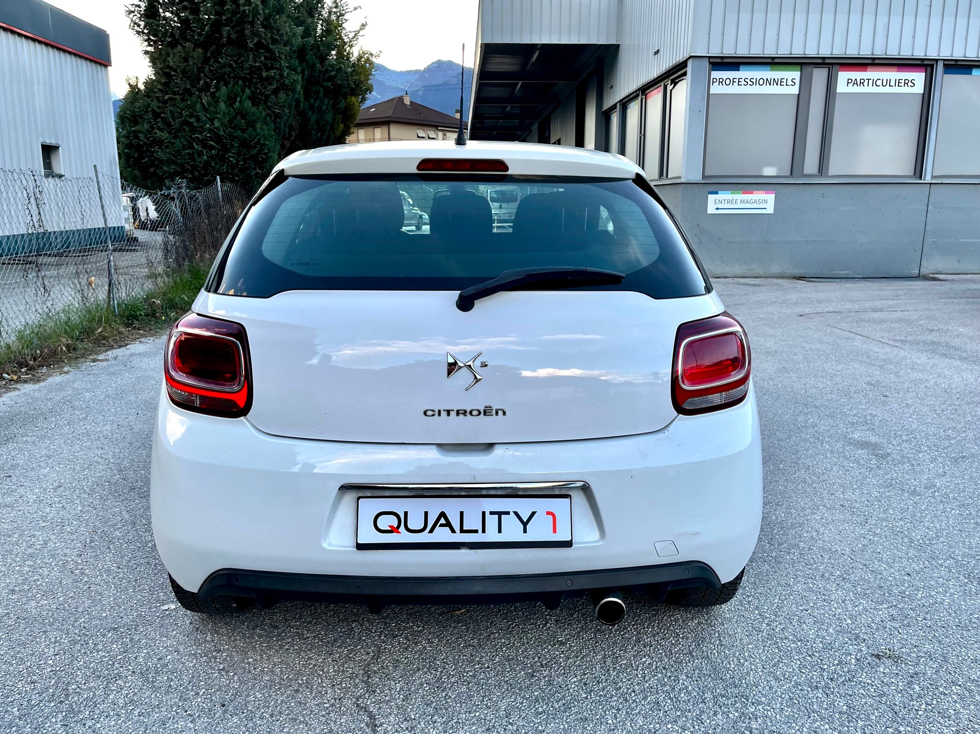 DS AUTOMOBILES DS3 1.2 VTi Chic ETG5-image-22