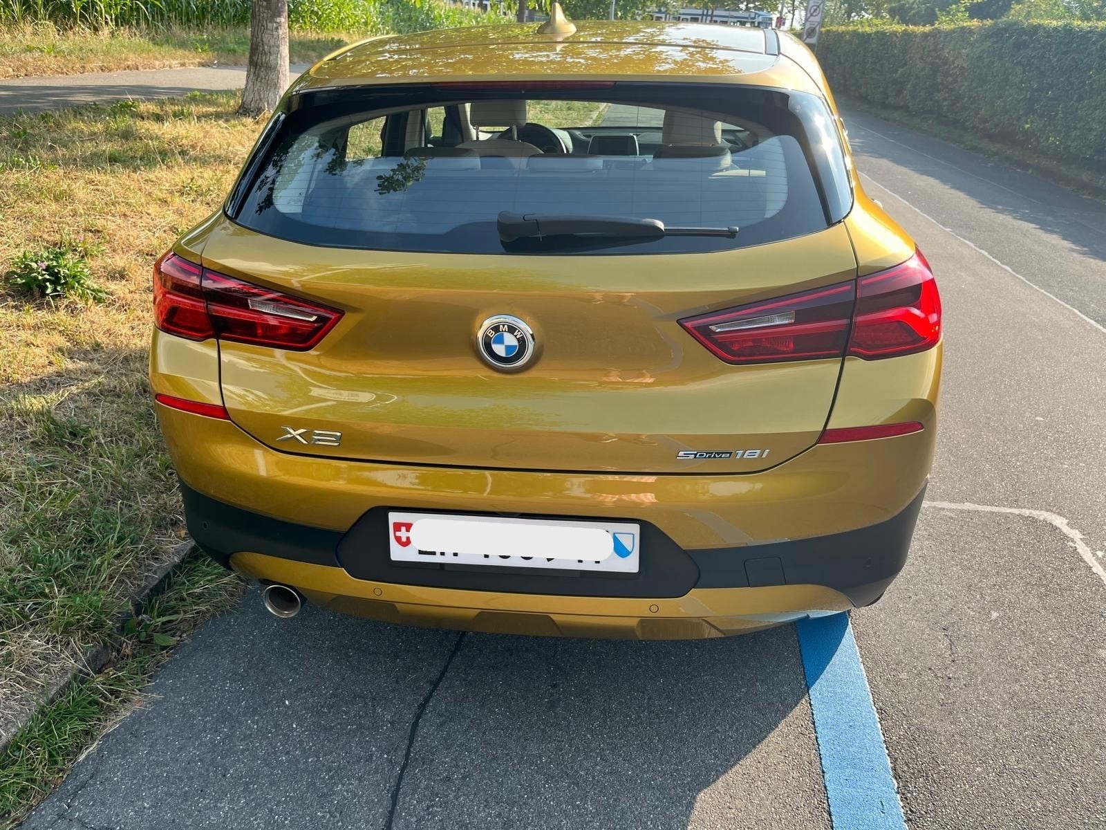 BMW 18i sDrive-image-3