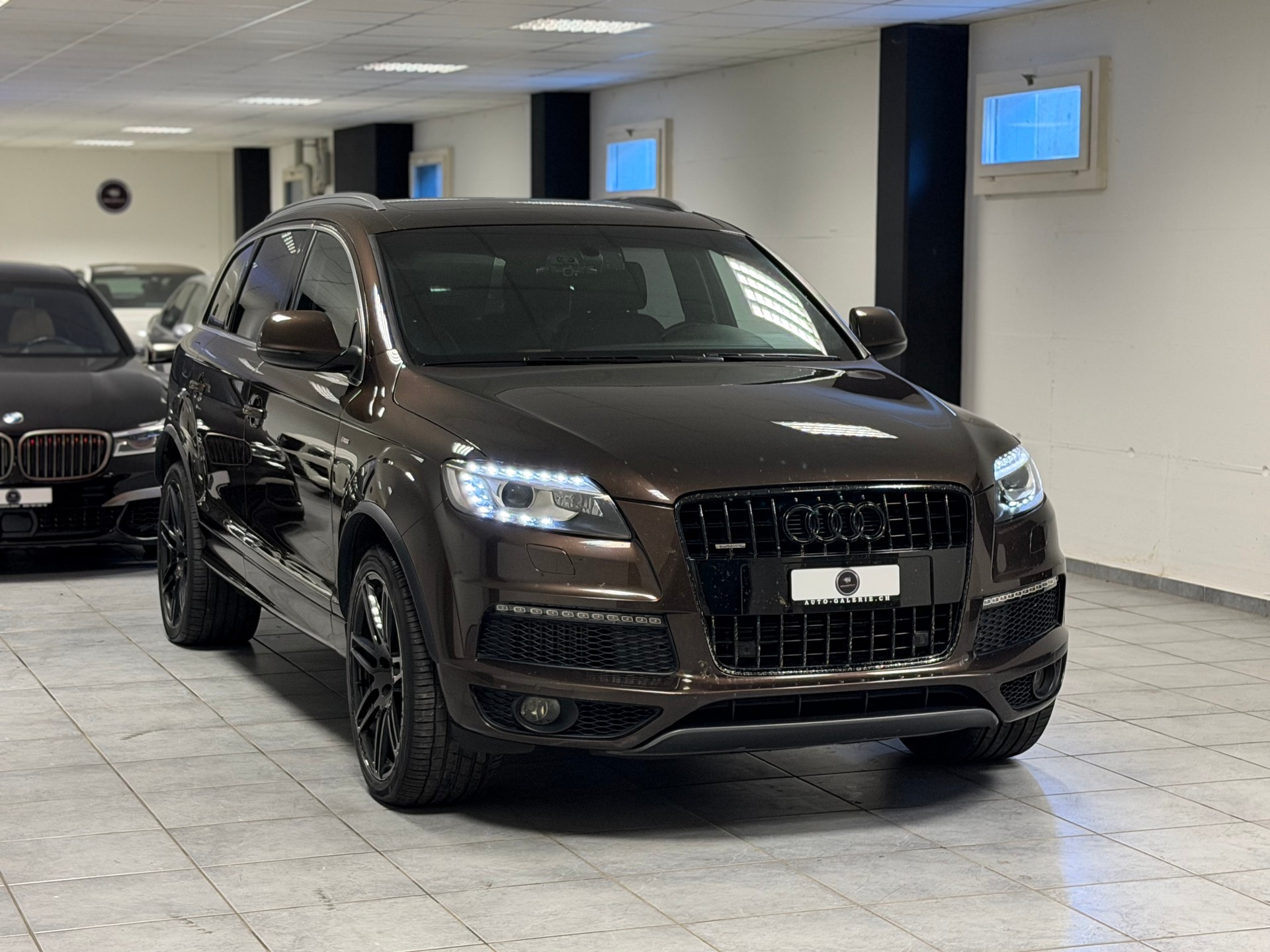 AUDI Q7 4.2 TDI quattro tiptronic-showroom-element-3
