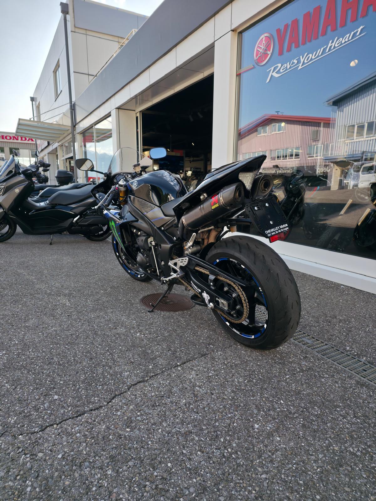 YAMAHA YZF-R1 / DEPOT-VENTE-image-2