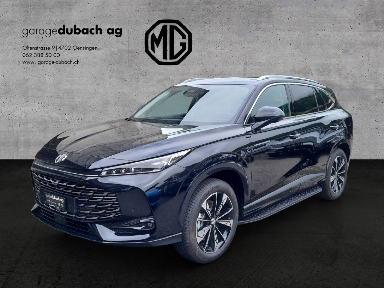 MG MG HS-showroom-element-2