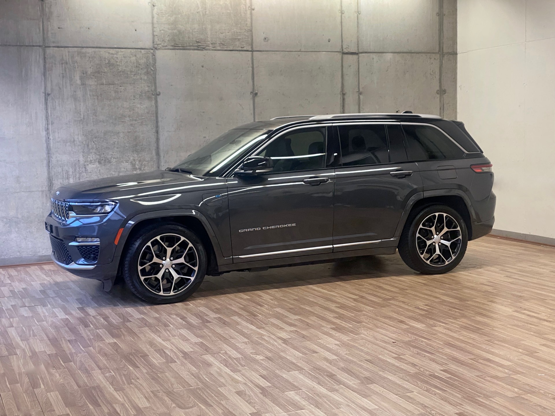 JEEP Grand Cherokee 2.0 *Plug-in-Hybrid*Summit*Swiss*Reserve*4xe*