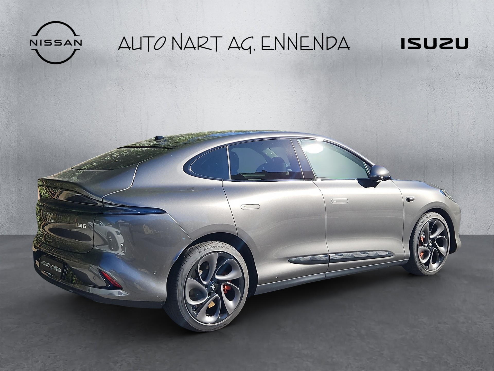 MG IM6 EV 100kWh Performance 21-showroom-element-2