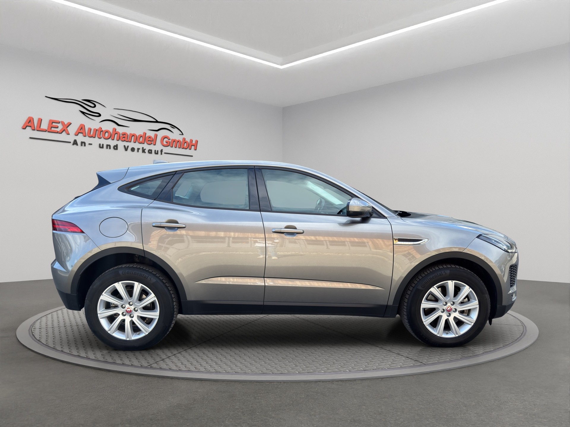 JAGUAR E-Pace 2.0 P250 R-Dynamic S AWD Automatik-image-7
