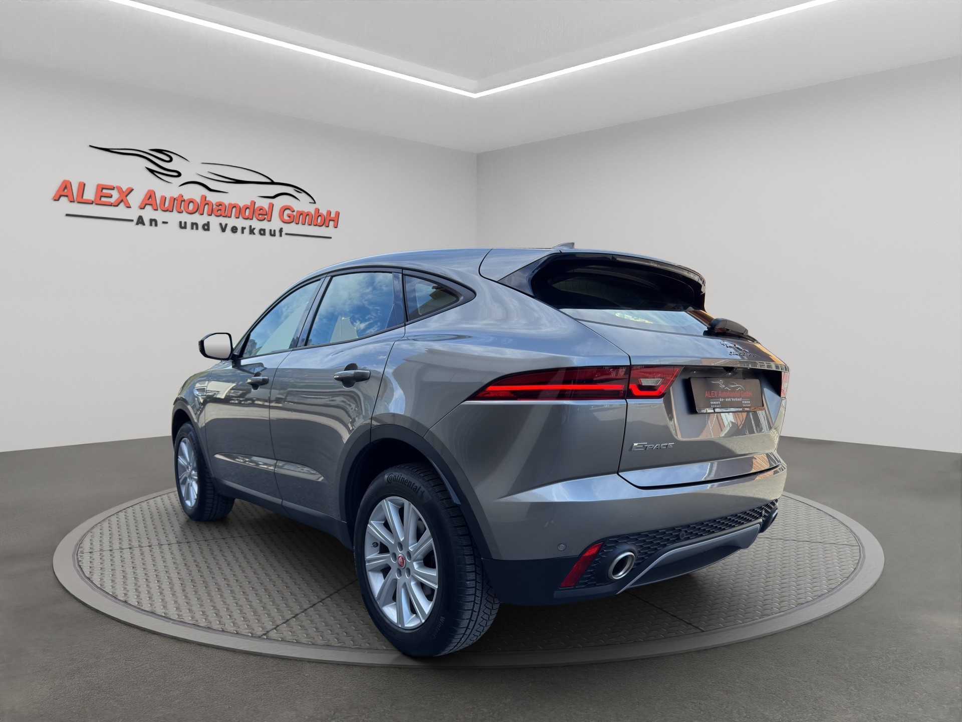 JAGUAR E-Pace 2.0 P250 R-Dynamic S AWD Automatik-image-3