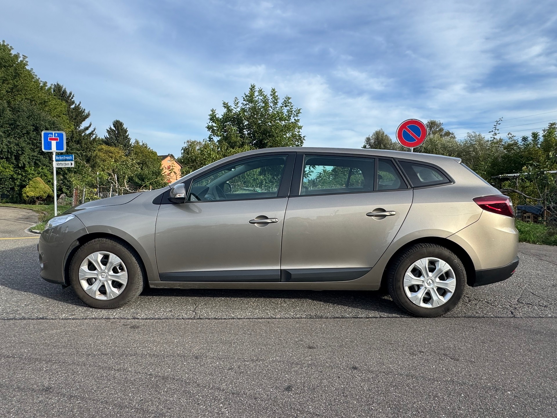 RENAULT Mégane Grandtour 1.6 16V Expression-image-3