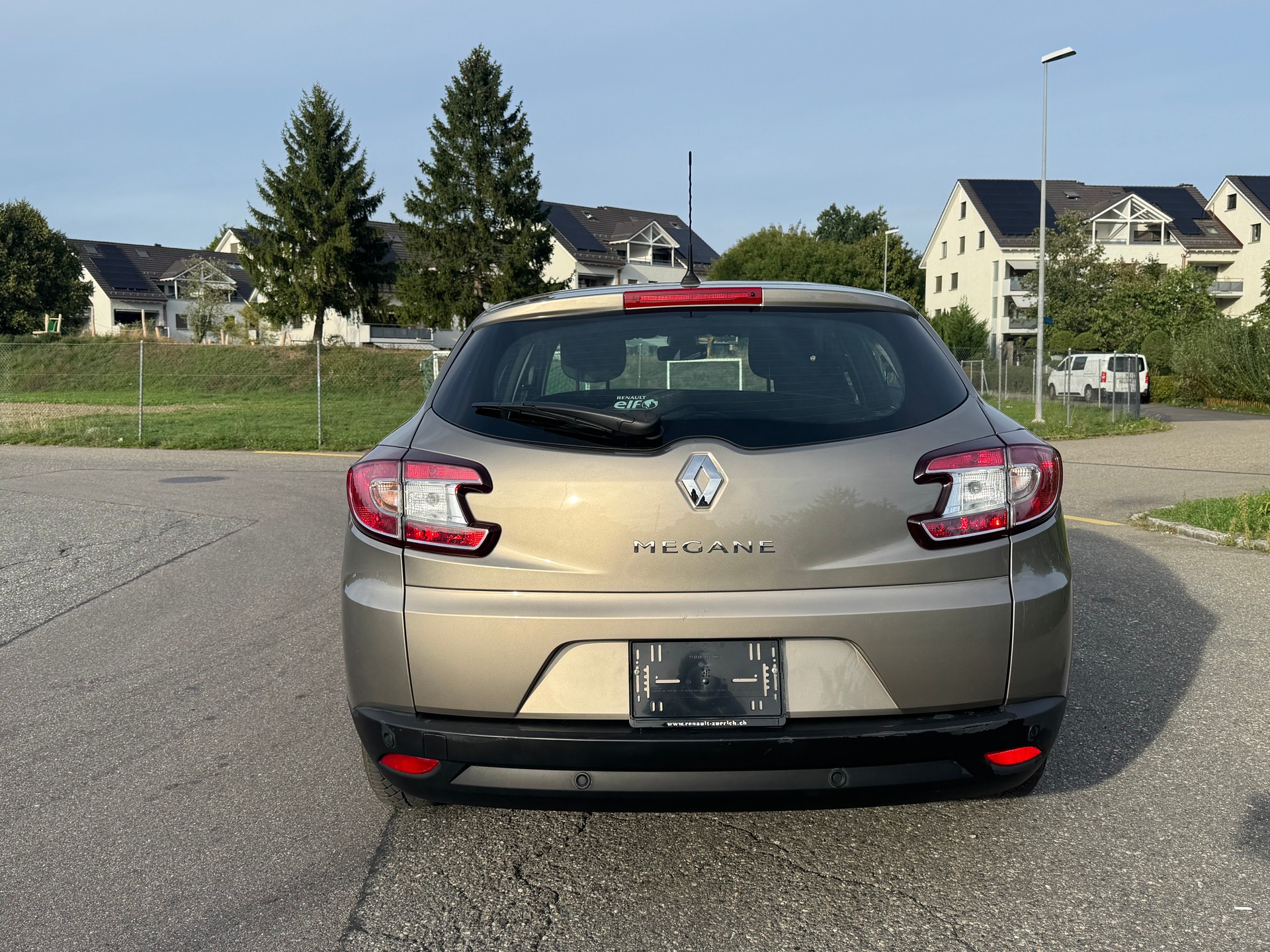 RENAULT Mégane Grandtour 1.6 16V Expression-image-5