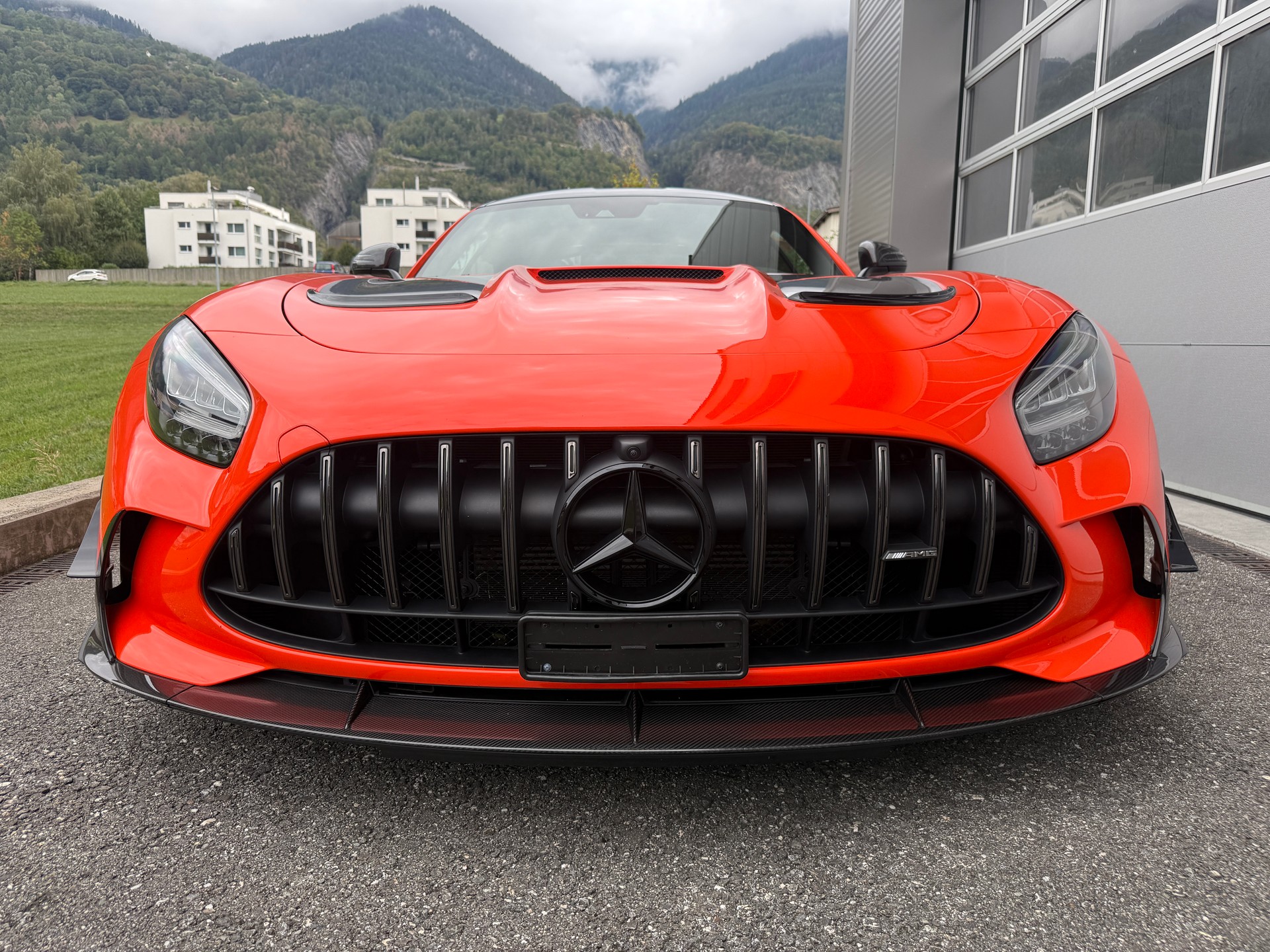 MERCEDES-BENZ AMG GT Black Series-image-3