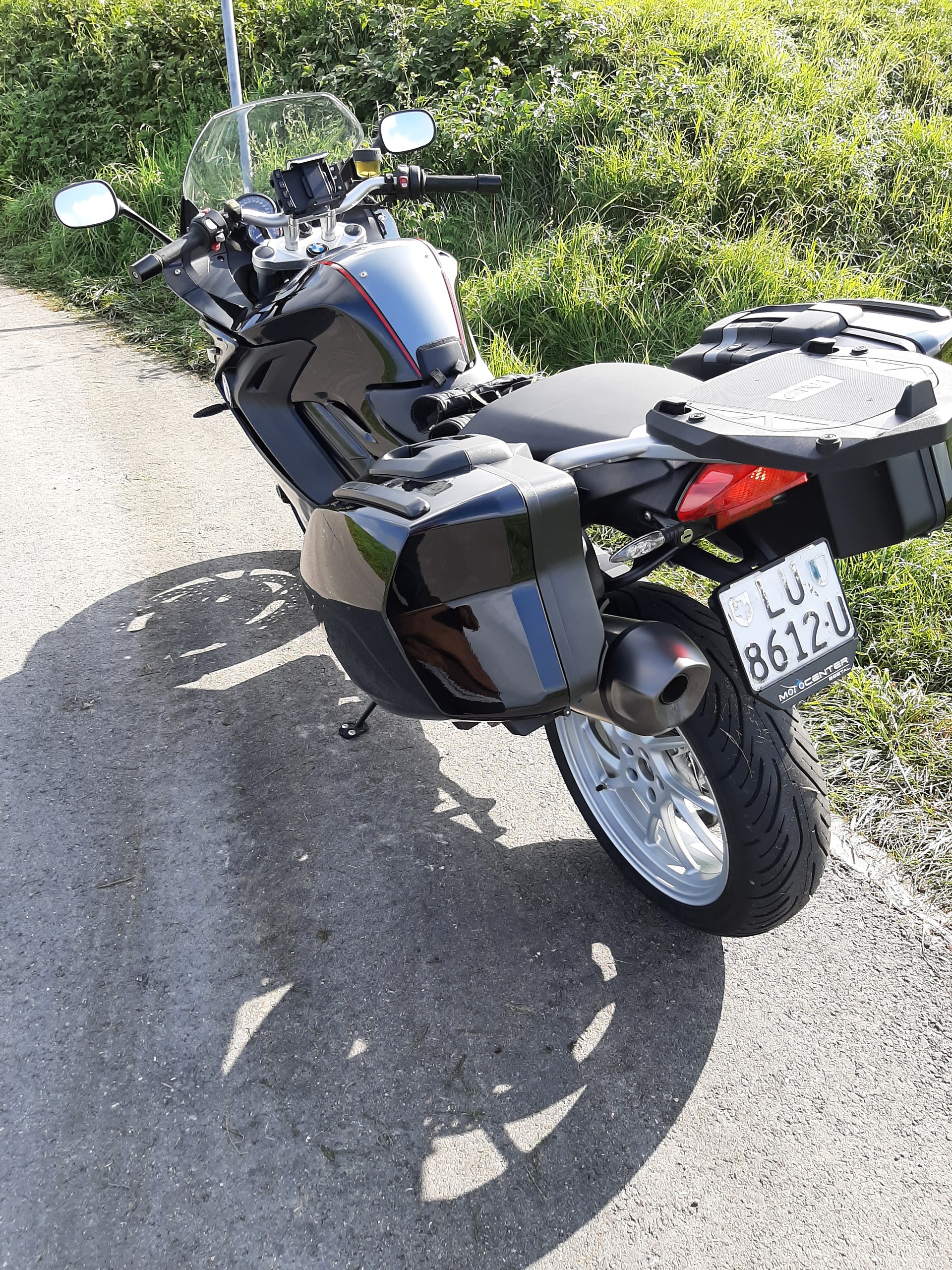 BMW F 800 GT-image-2