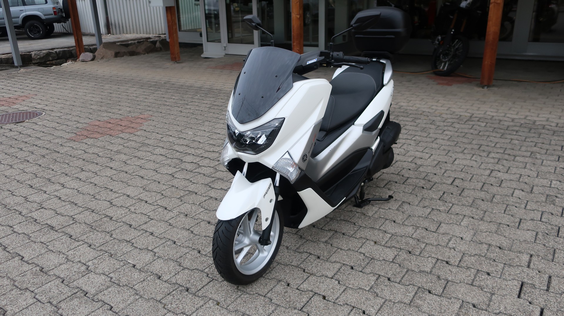YAMAHA N-Max GPD 125A ABS-image-1