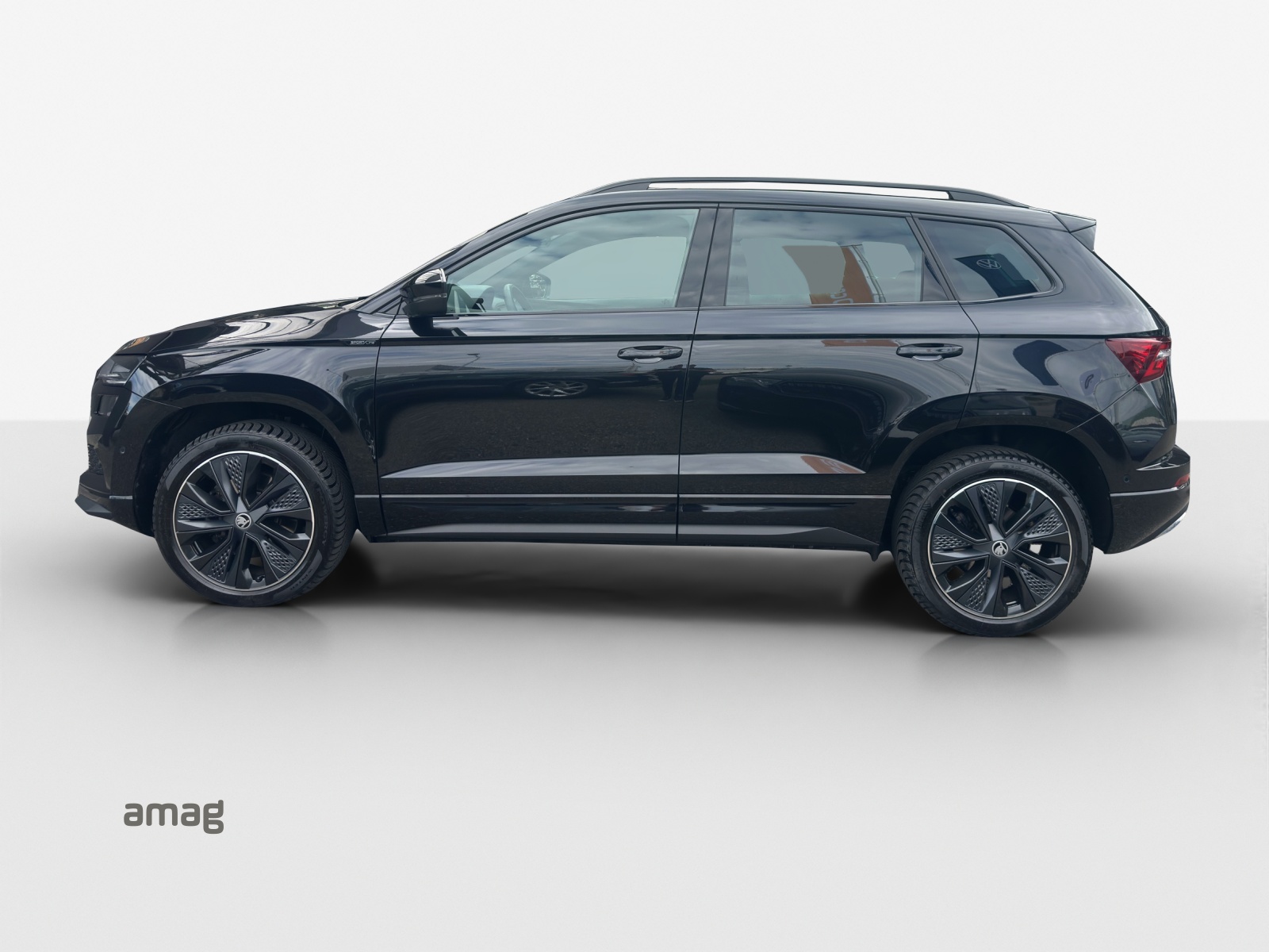 SKODA Karoq 1.5 TSI SportLine DSG-showroom-element-1