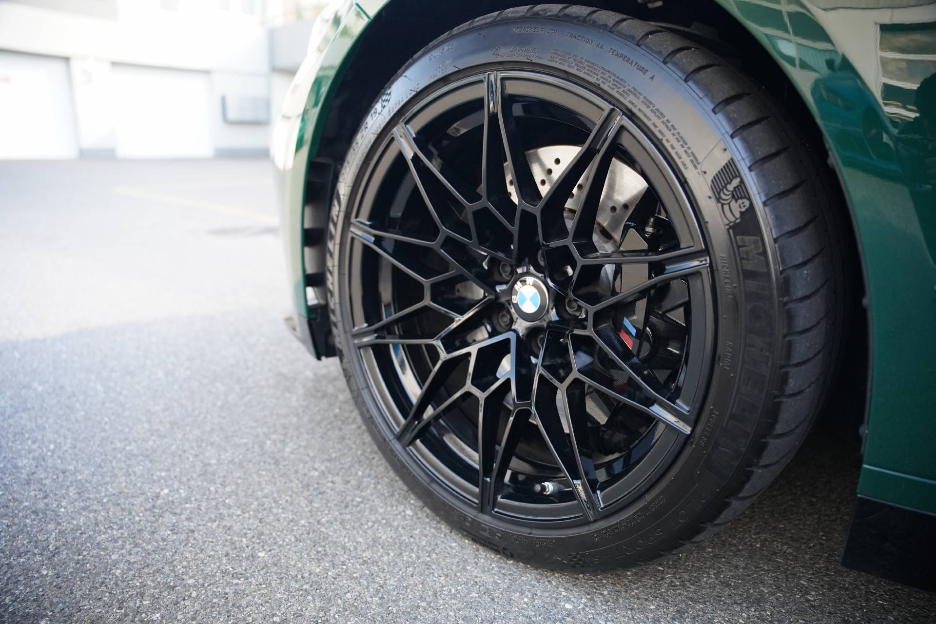 BMW M3 Touring xDrive Competition M LCI Irish Green-image-5