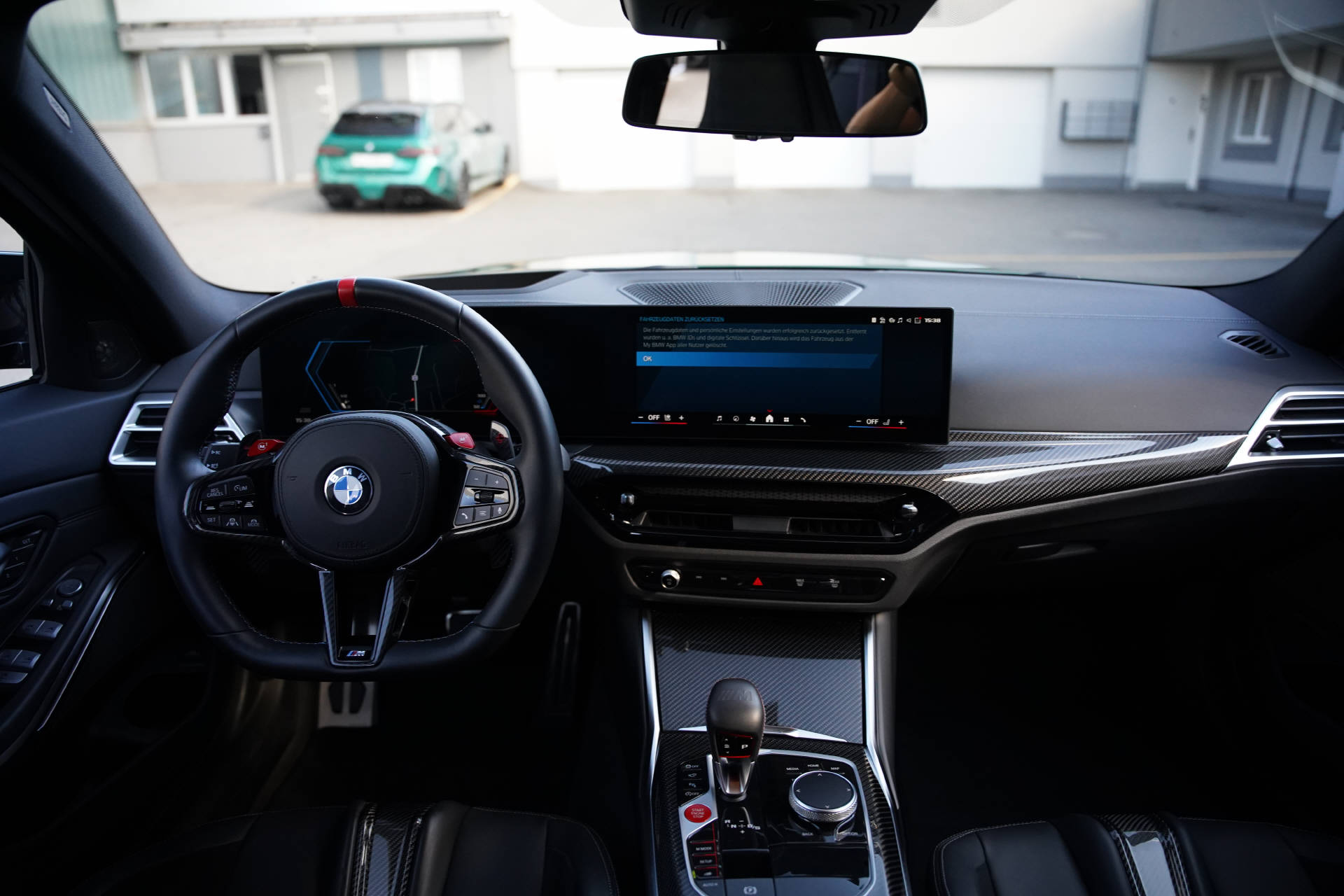 BMW M3 Touring xDrive Competition M LCI Irish Green-image-11