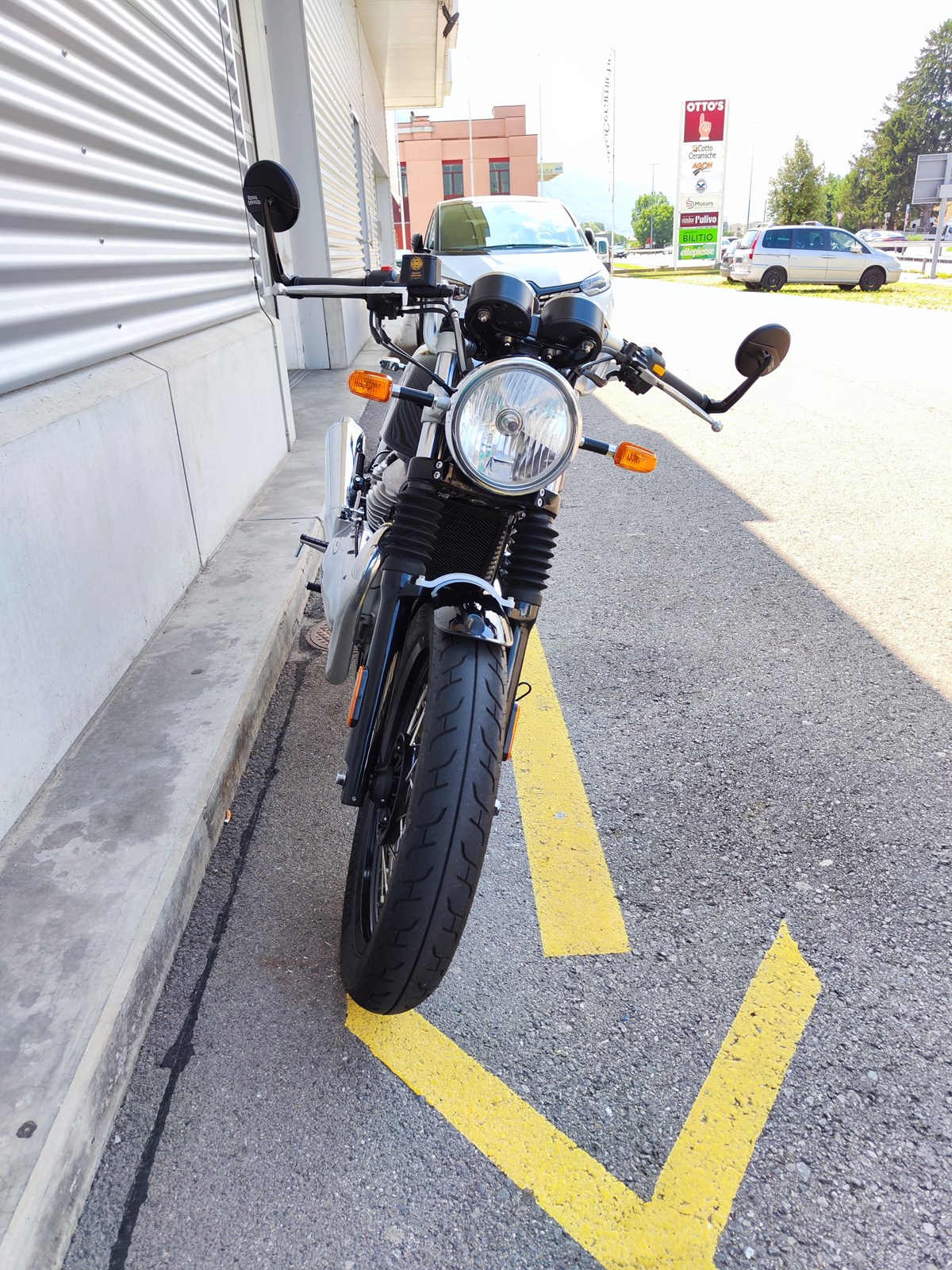 ROYAL ENFIELD Continental GT 650 Spezial-image-3