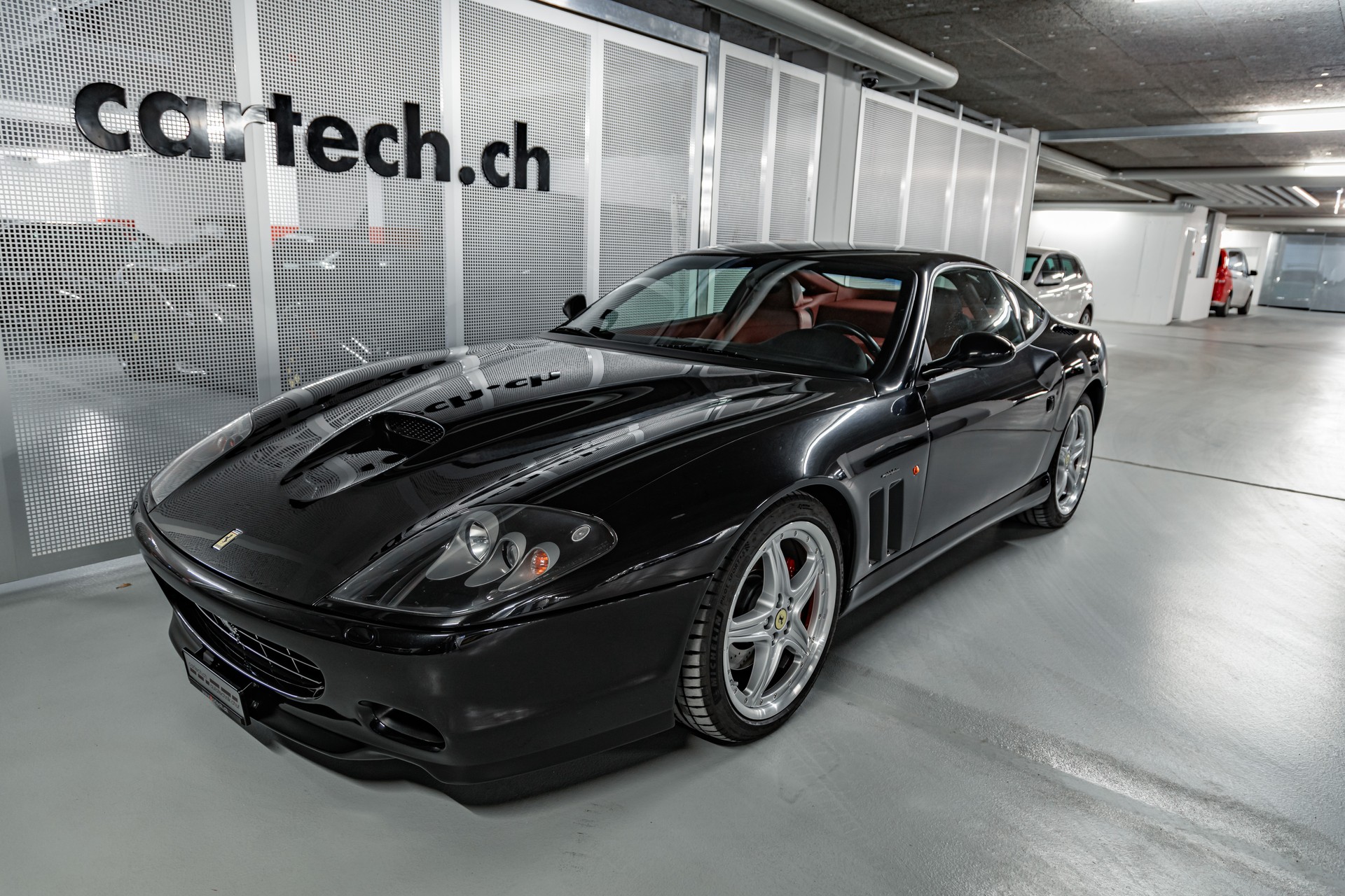 FERRARI 575M Maranello F1-showroom-element-3