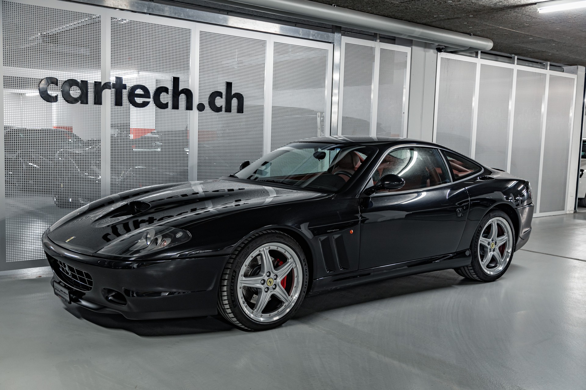FERRARI 575M Maranello F1-showroom-element-1