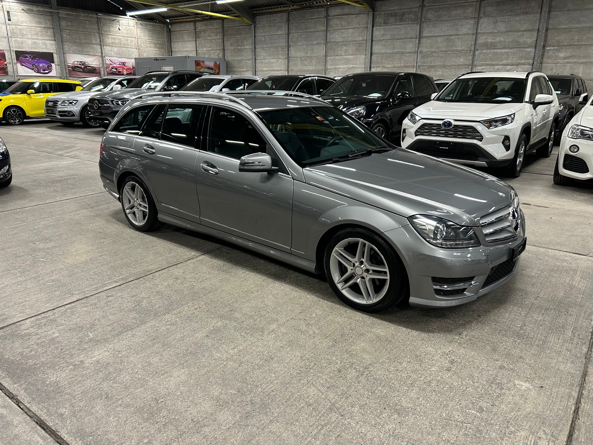 MERCEDES-BENZ C 220 CDI AMG-LINE 4Matic 7G-Tronic-showroom-element-1