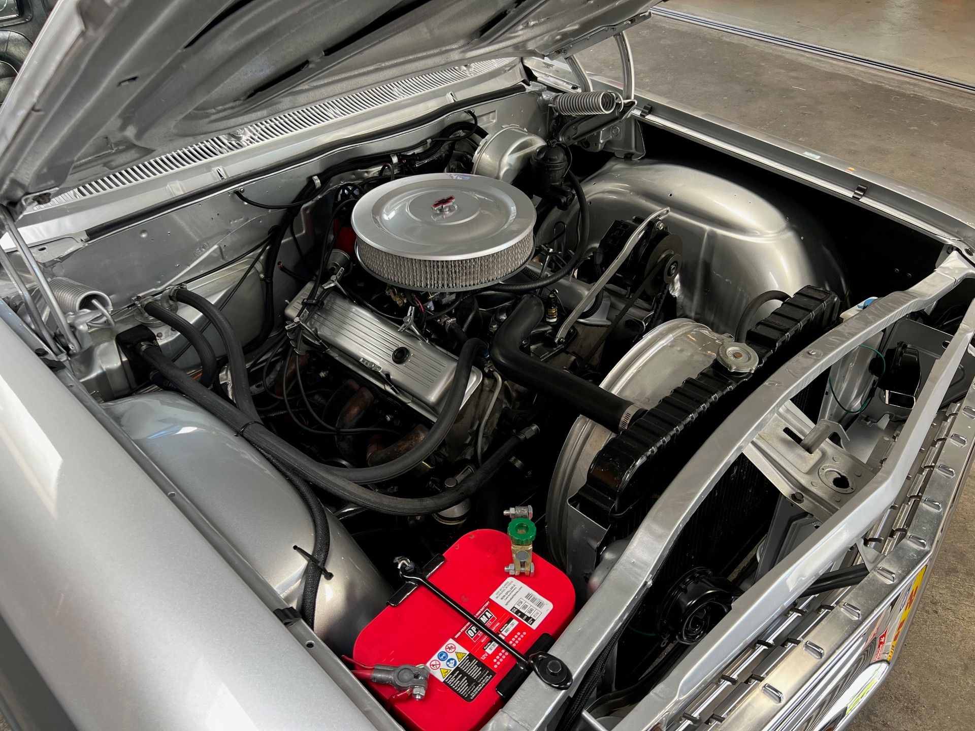 CHEVROLET Impala SS-image-13