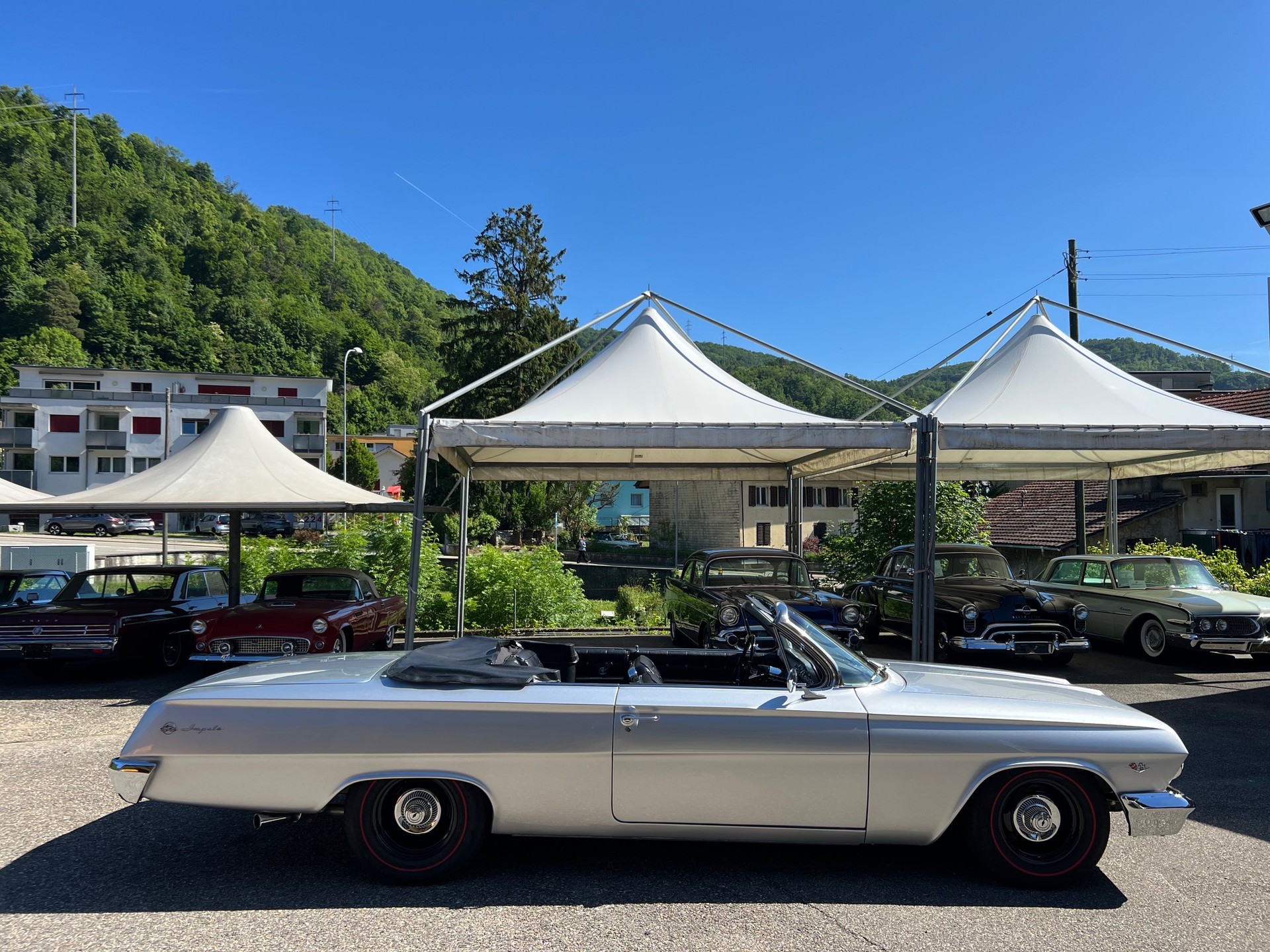 CHEVROLET Impala SS-image-5