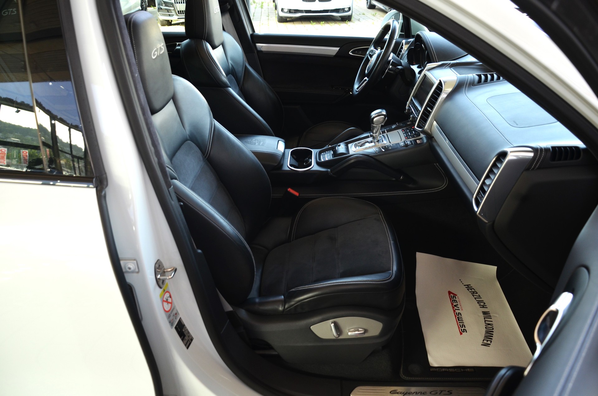 PORSCHE Cayenne GTS*Frisch ab MFK,1 Jahr oder 20'000km Garantie*-image-8