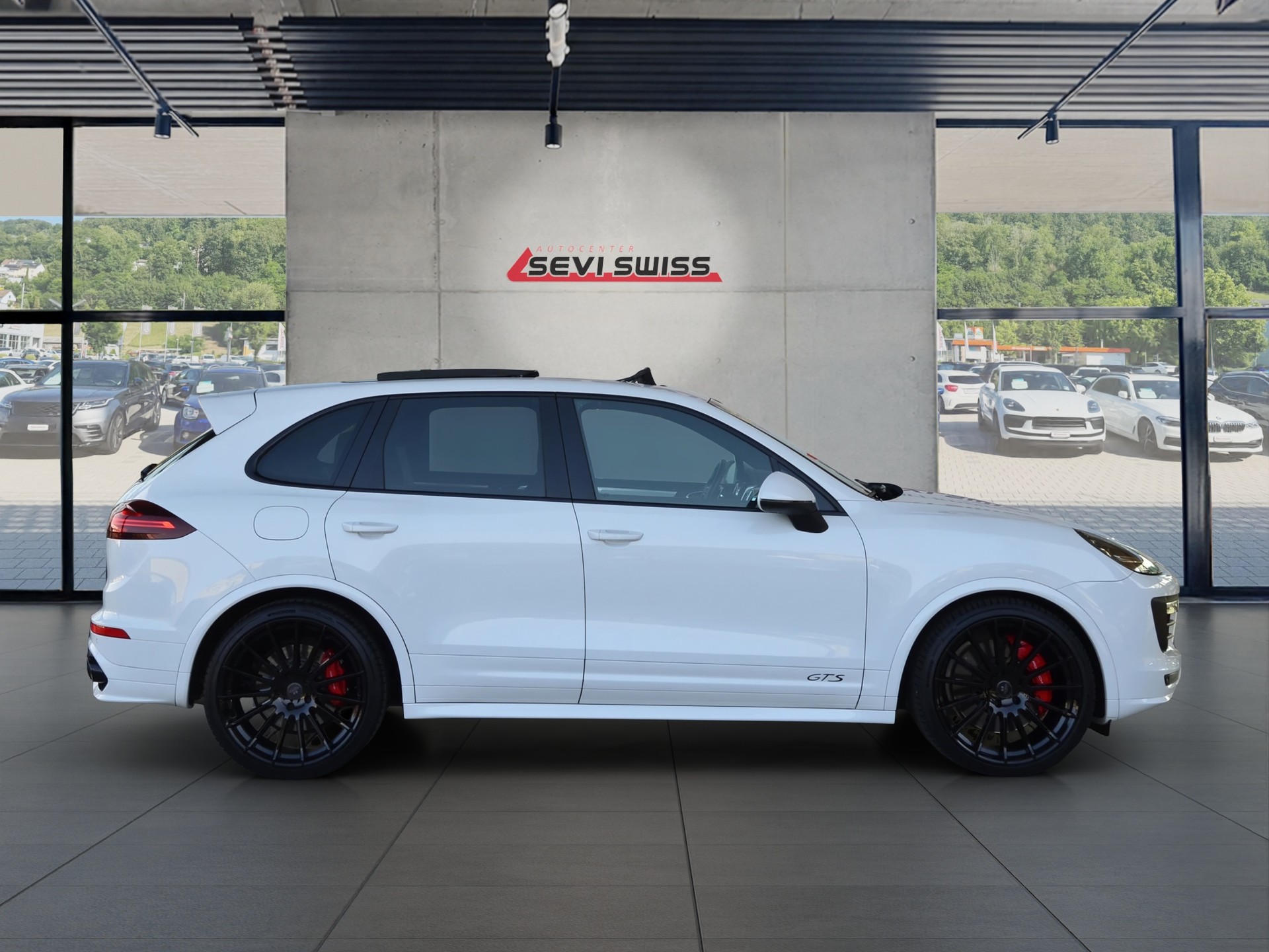 PORSCHE Cayenne GTS*Frisch ab MFK,1 Jahr oder 20'000km Garantie*-showroom-element-1