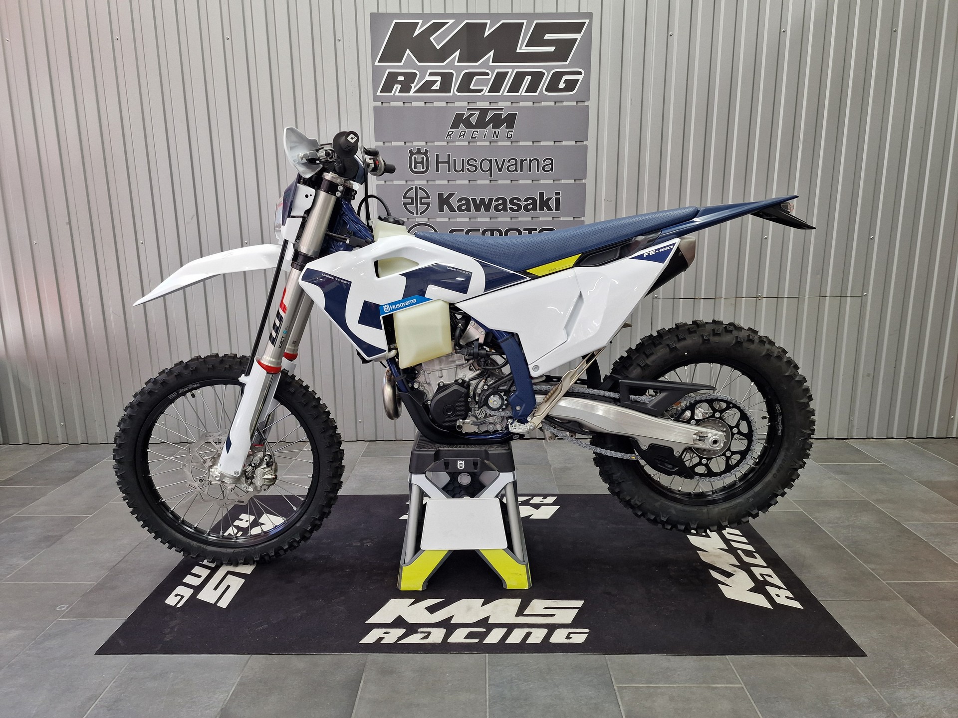 HUSQVARNA FE 450-image-1