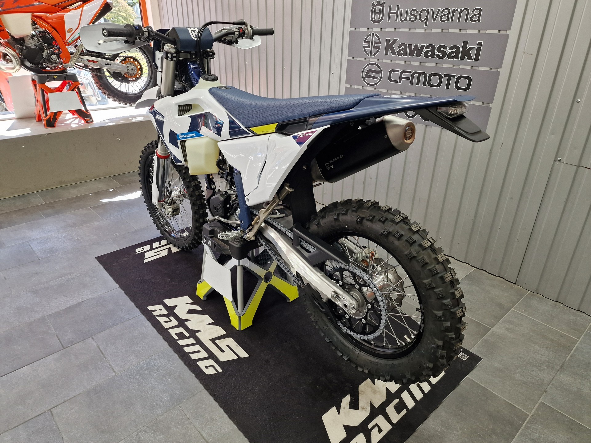 HUSQVARNA FE 450-image-4