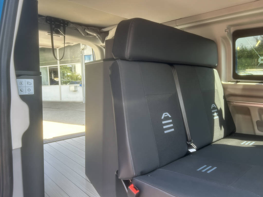 FORD Transit Custom Nugget 320 L2 2.0 EcoBlue 170 Active-image-11
