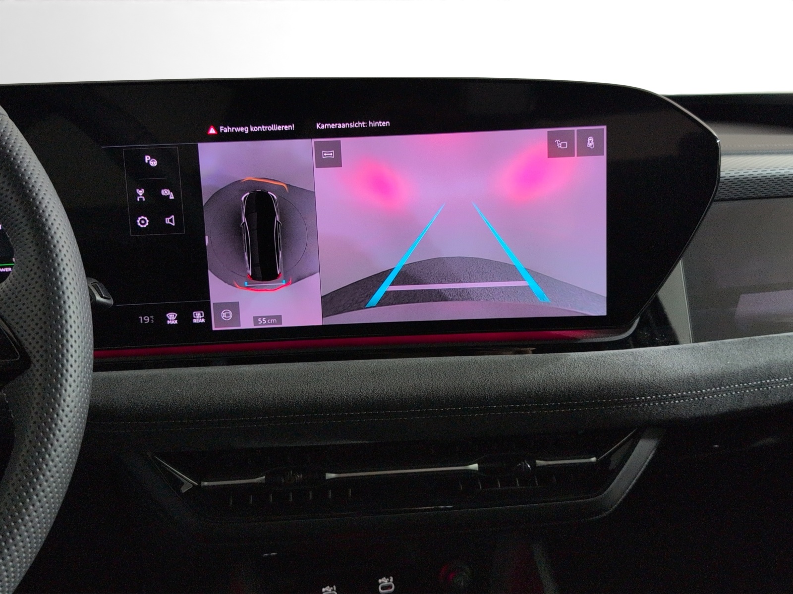 AUDI A6 Avant e-tron quattro-image-12