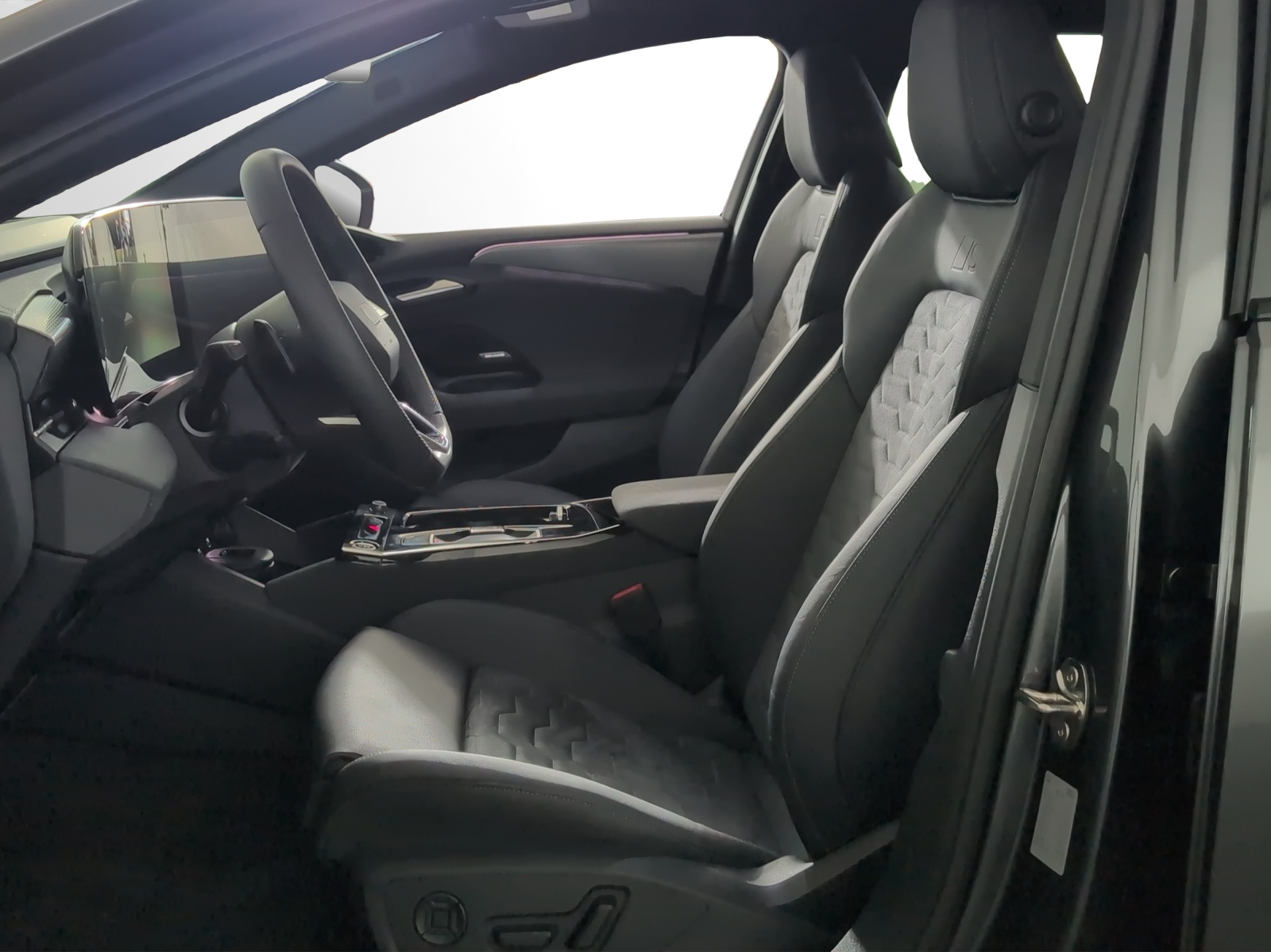 AUDI A6 Avant e-tron quattro-image-5