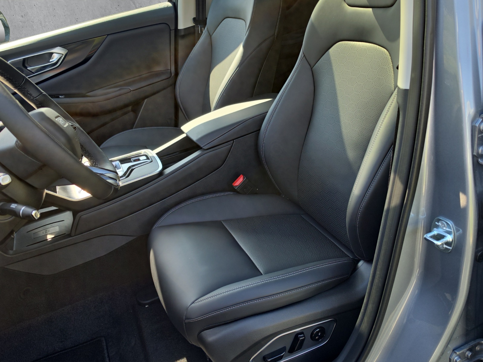BAIC X75 1.5 Premium-image-8
