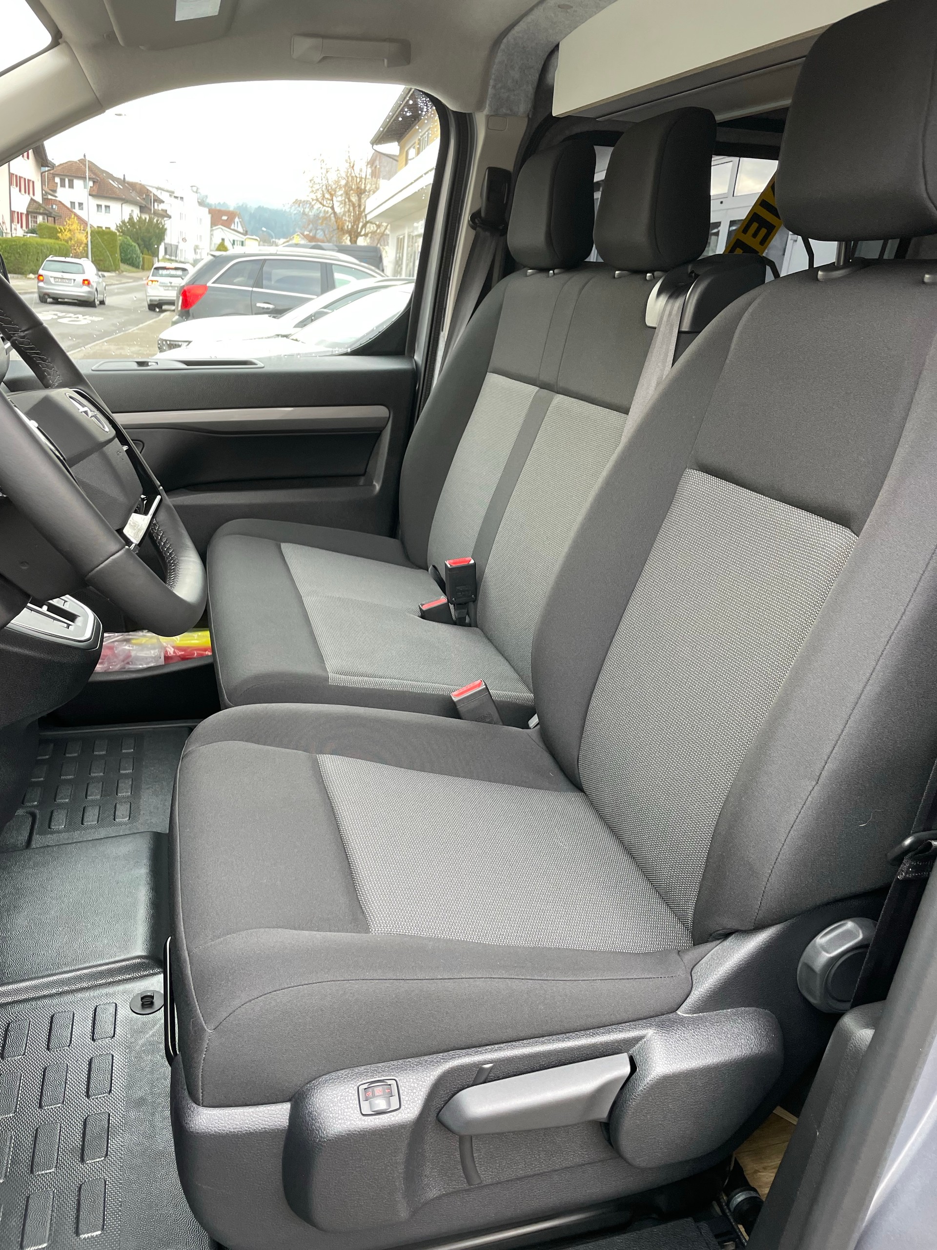 OPEL Vivaro XL "Silvaplana Look"-image-6