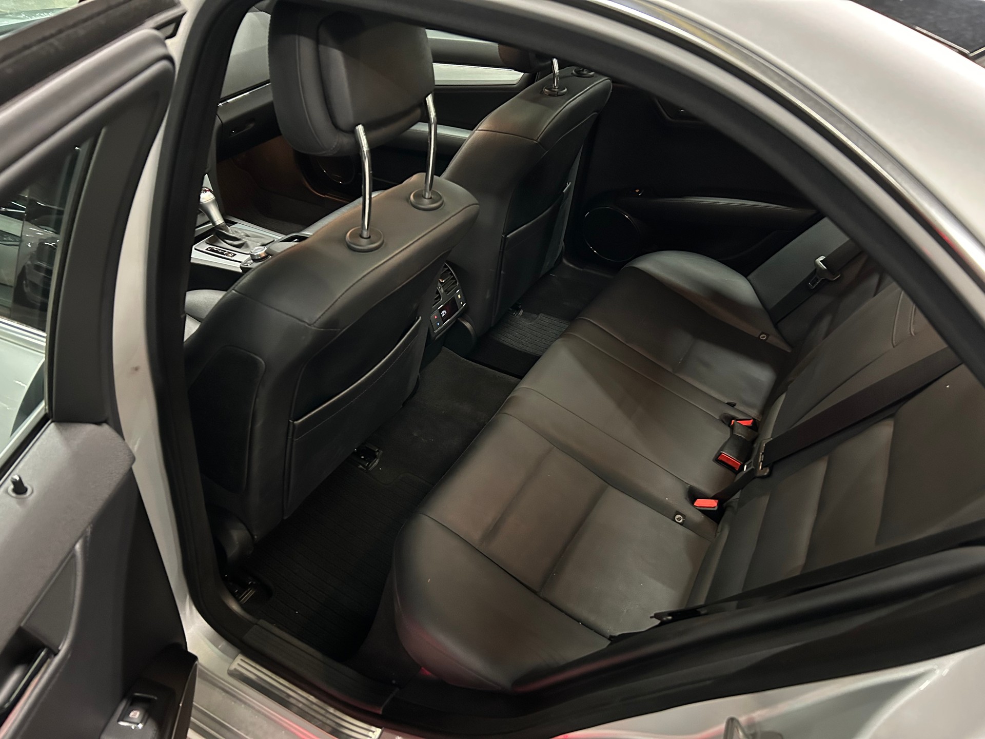 MERCEDES-BENZ C 350 AMG LINE Avantgarde 7G-Tronic-image-14