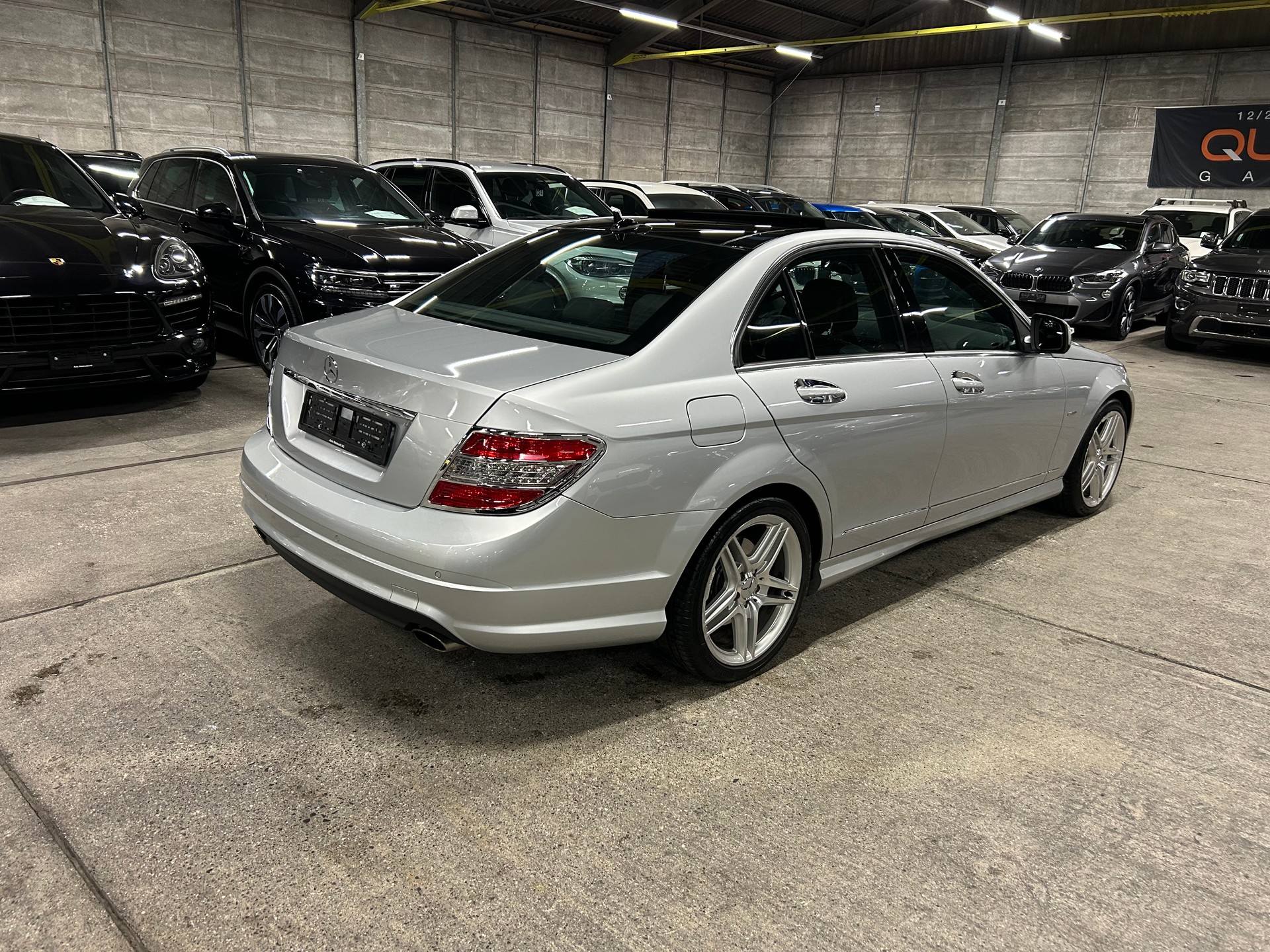 MERCEDES-BENZ C 350 AMG LINE Avantgarde 7G-Tronic-showroom-element-3