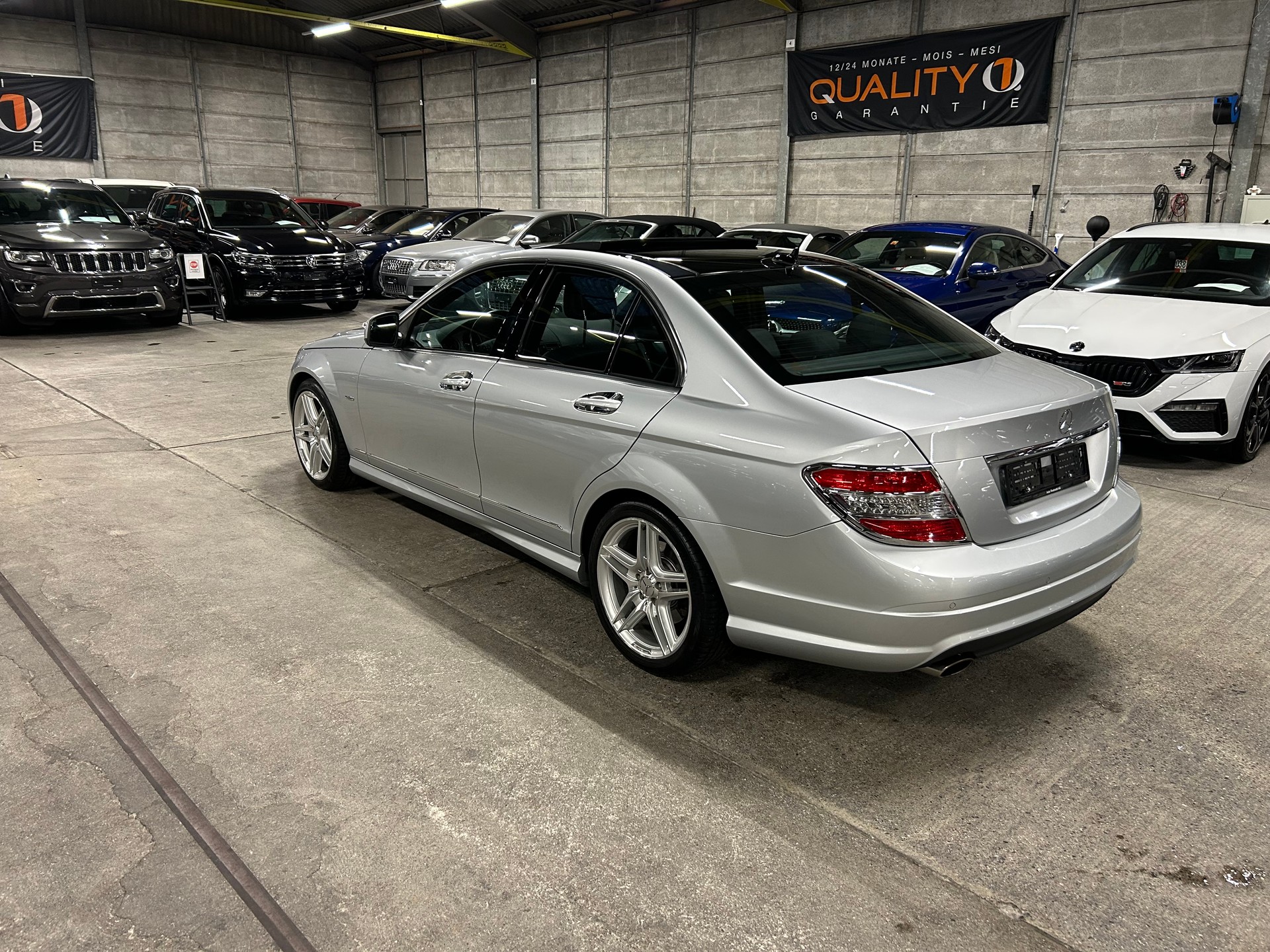 MERCEDES-BENZ C 350 AMG LINE Avantgarde 7G-Tronic-image-6