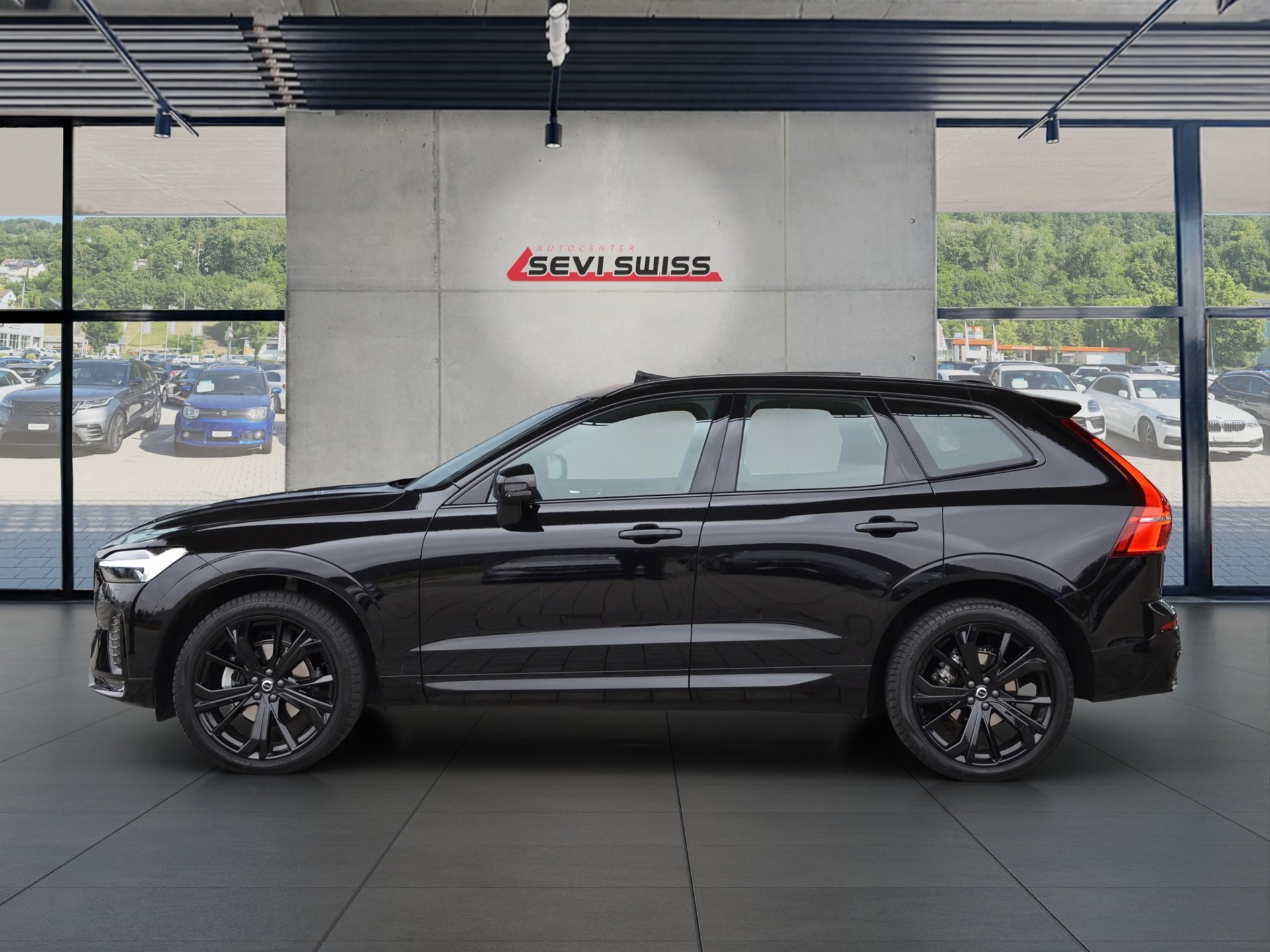 VOLVO XC60 B5 Benzin Mild Hybrid AWD Ultra Dark Geartronic*Ab MFK,Werksgarantie bis 06.2026*-image-4