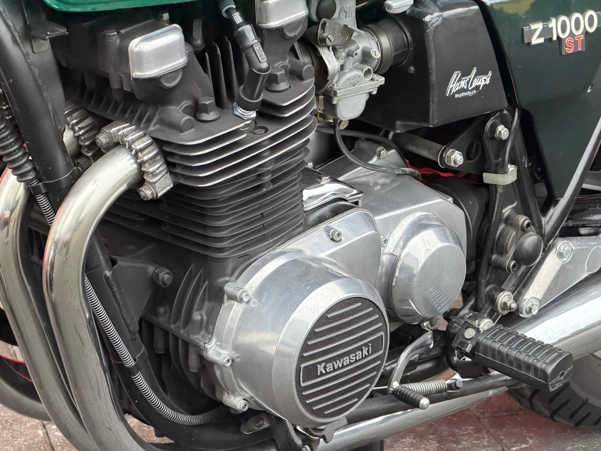 KAWASAKI Z1000 ST-image-6
