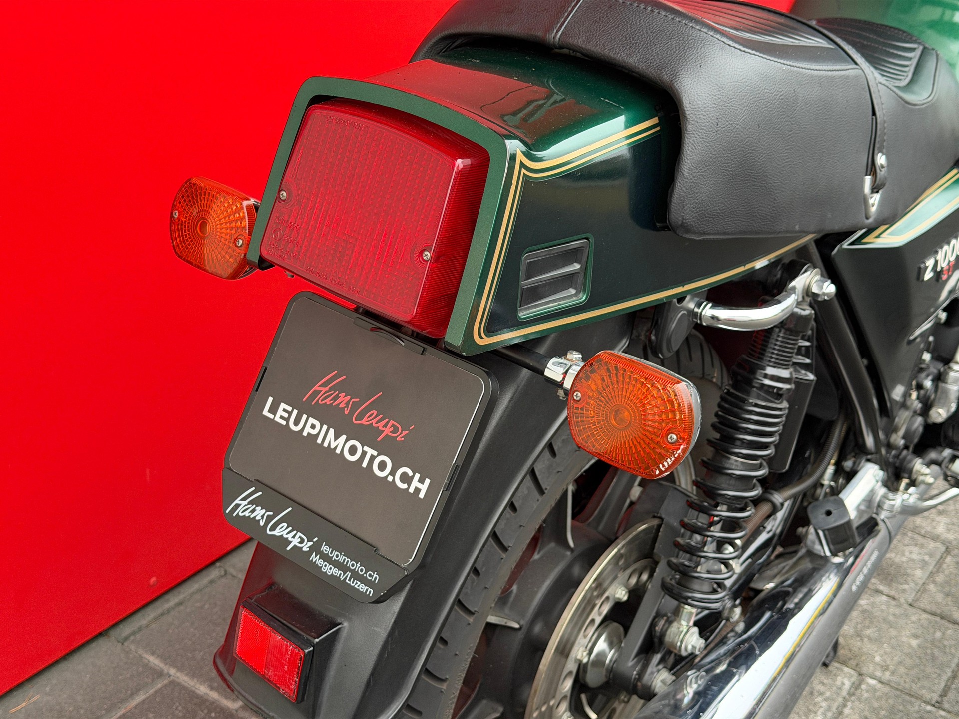 KAWASAKI Z1000 ST-image-8