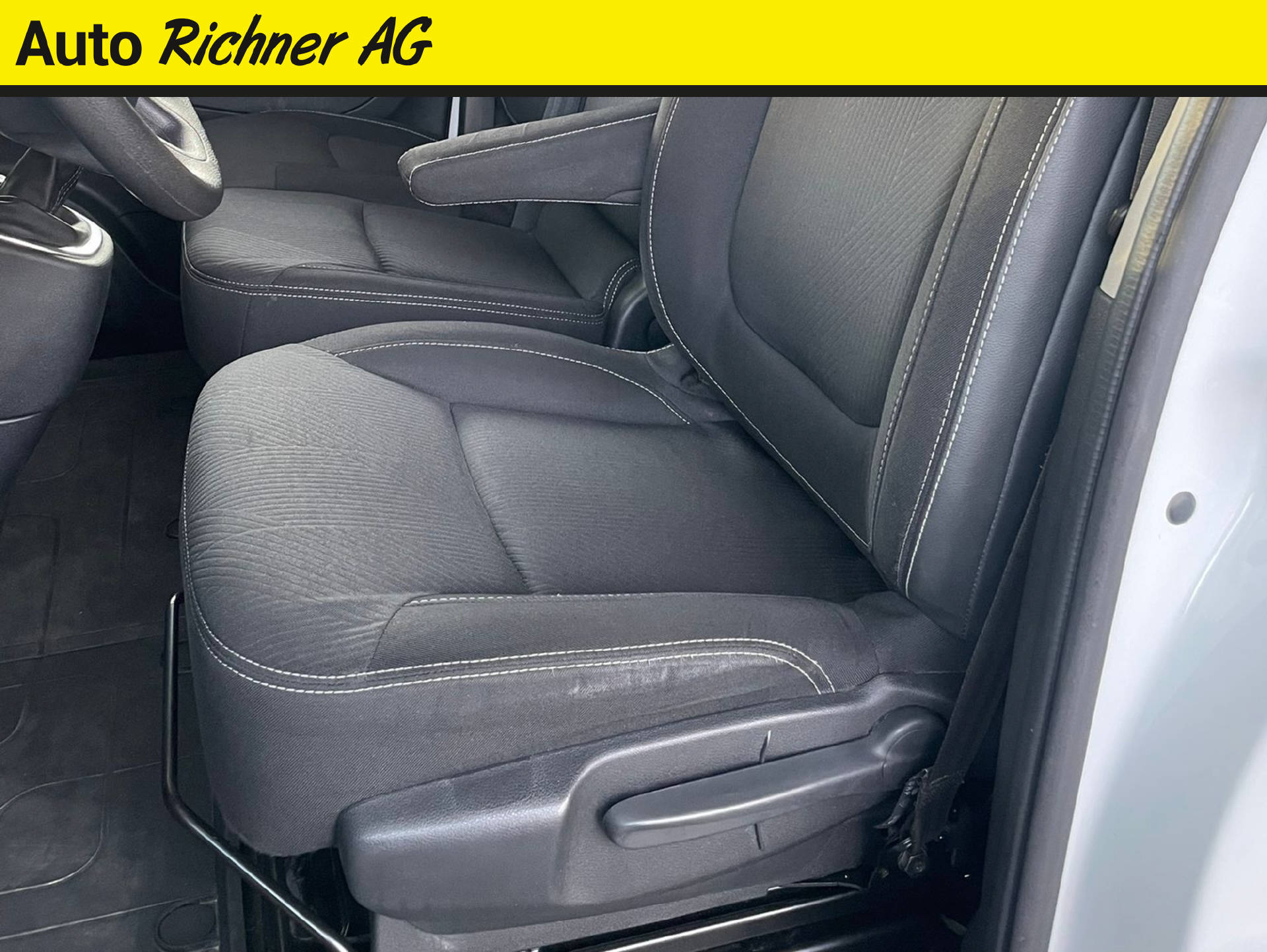 RENAULT Trafic Kaw. 3.0 t L1 H1 2.0 dCi 120 Business-image-8