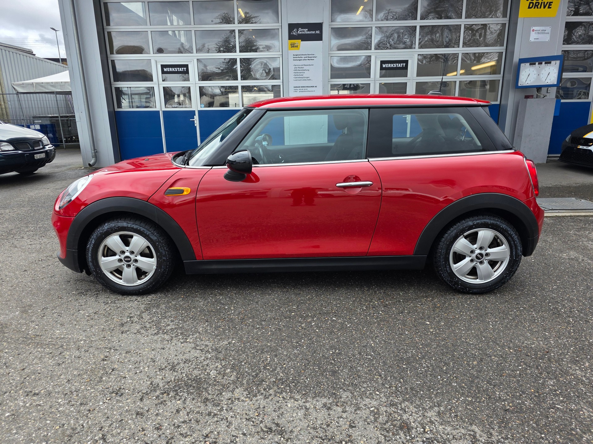 MINI One First-image-4
