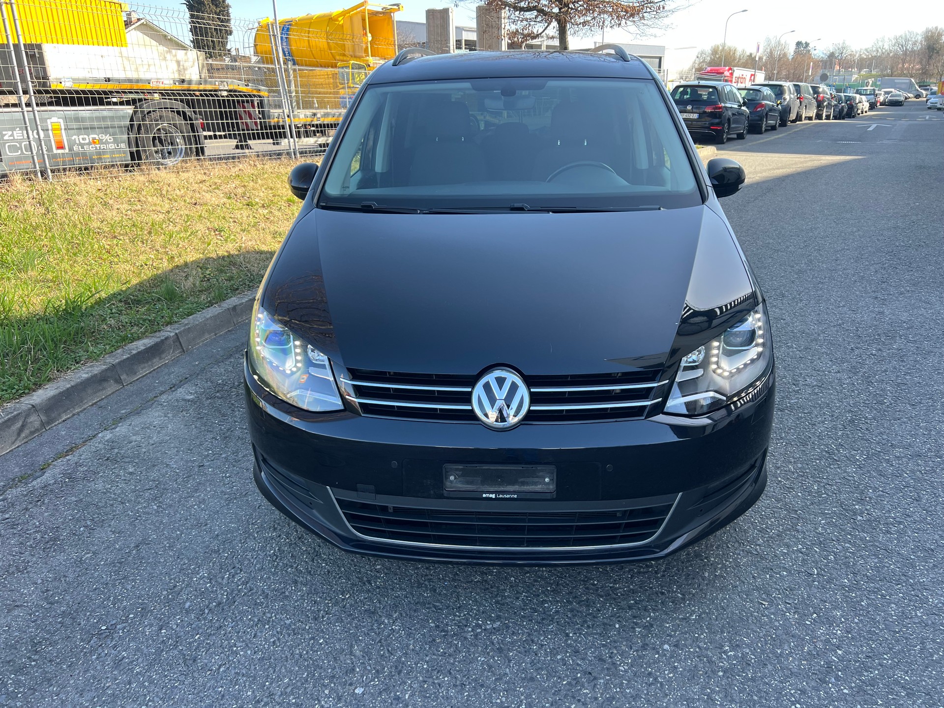 VW Sharan 2.0 TDI BMT Sound 4Motion DSG-image-1