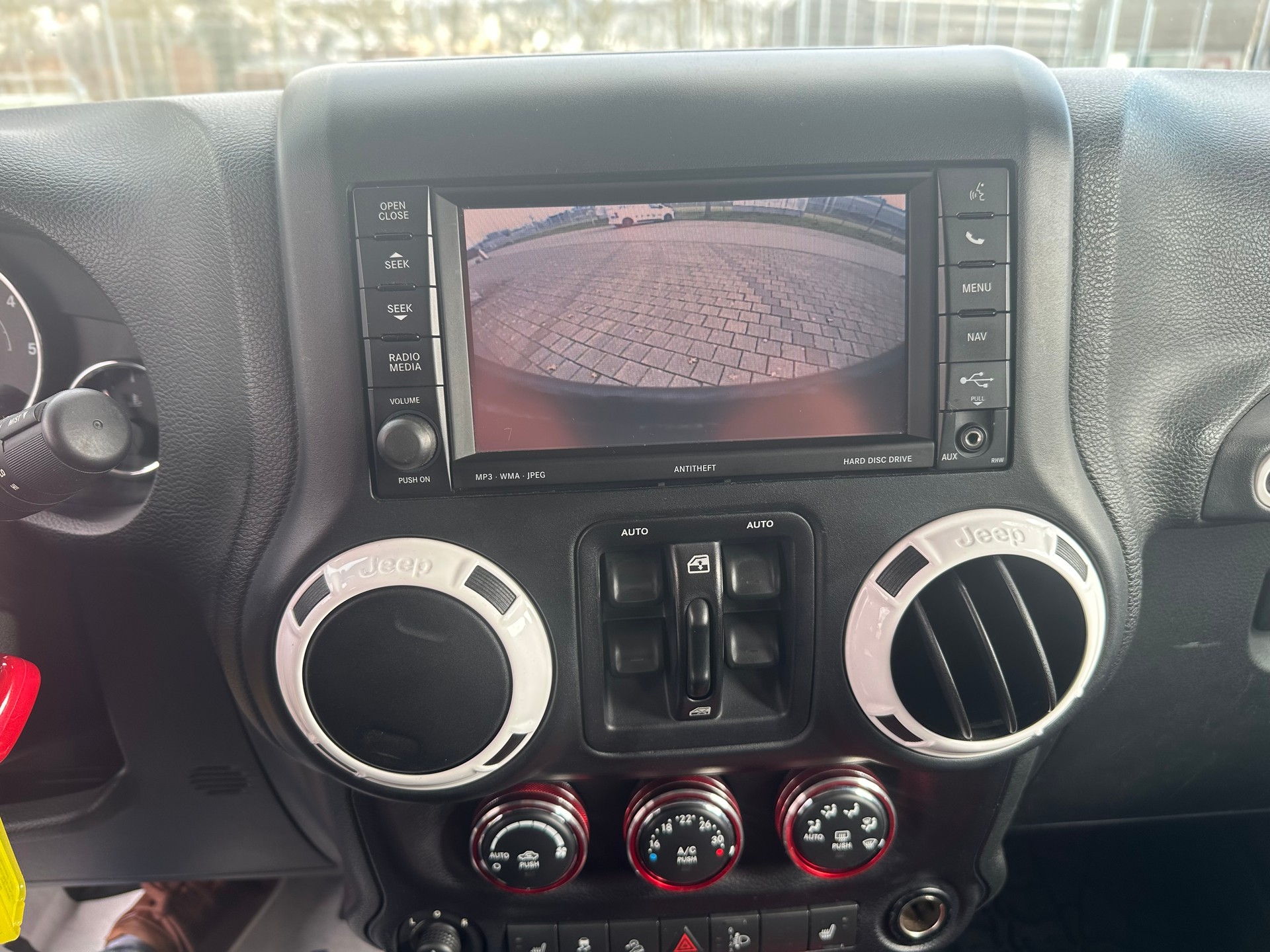 JEEP Wrangler 2.8CRD Unlimited Sahara X Automatic Hardtop-image-12